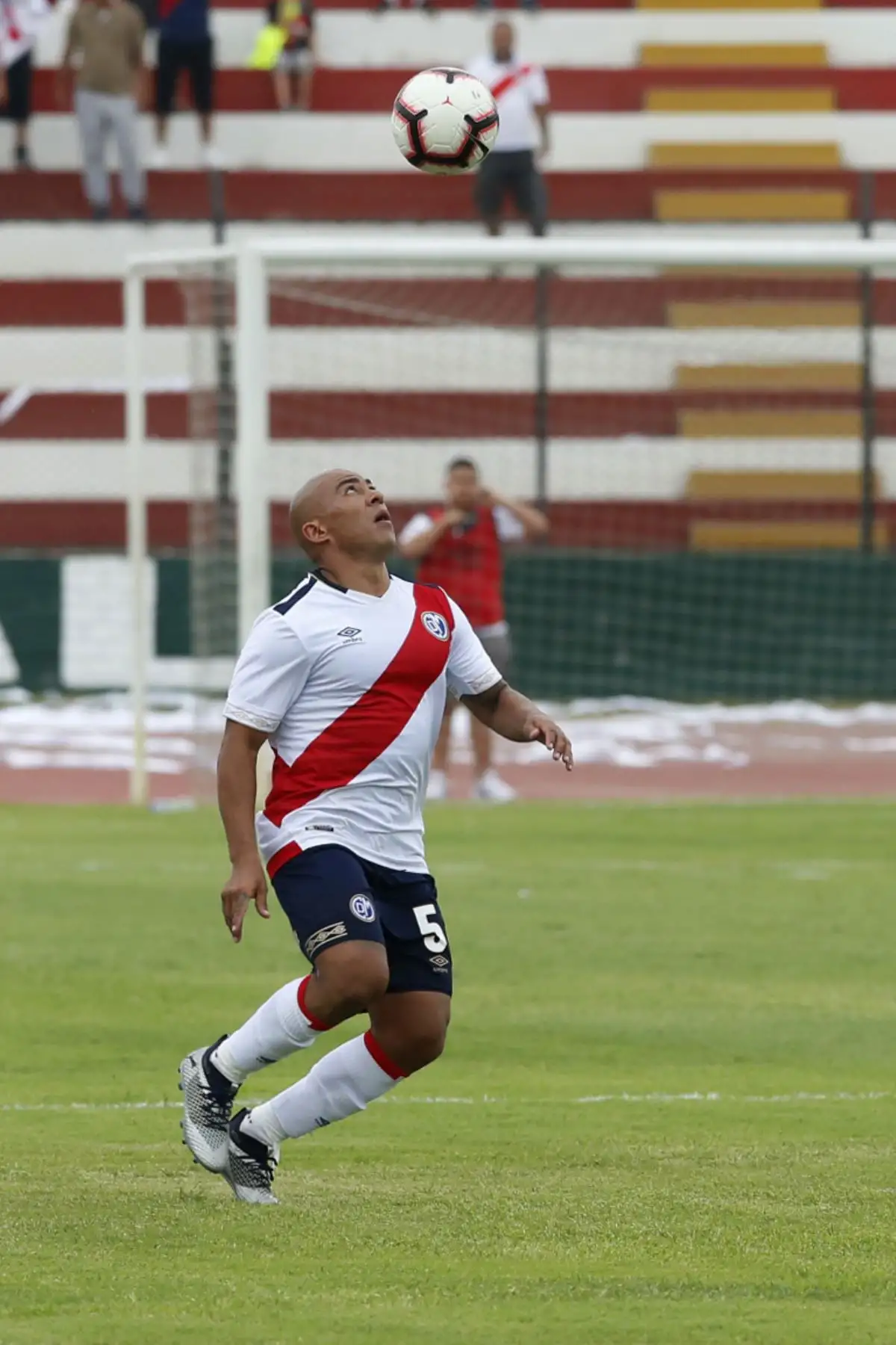 Deportivo Municipal vs Sport Boys se enfrentaron en un partido amistoso en la Tarde de la Pasión Edil, en el estadio Miguel Grau del Callao. Foto: ANDINA/Nathalie Sayago