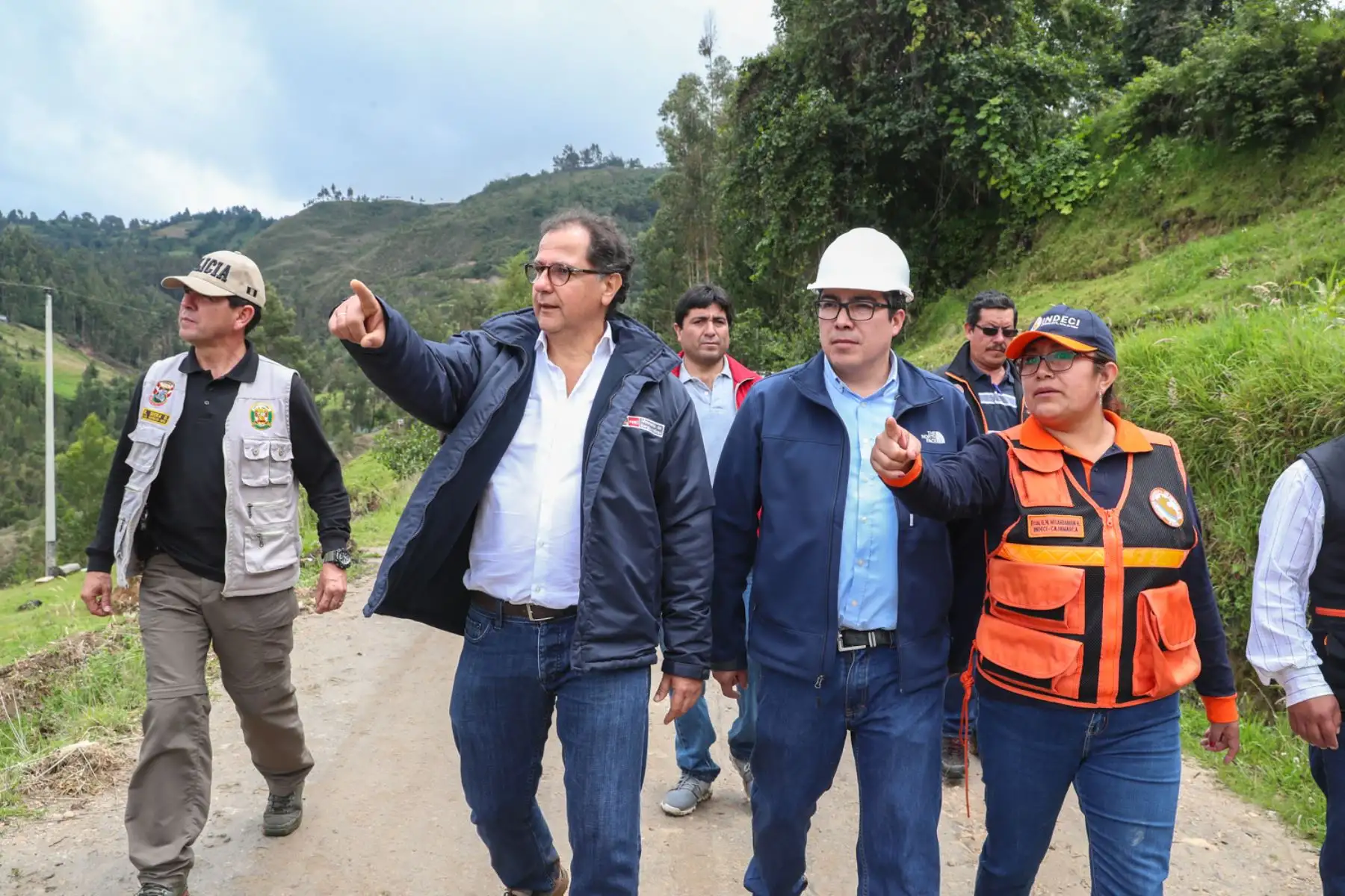 El ministro Francisco Ísmodes llegó a Cajamarca donde presidió la instalación del #COERCajamarca y supervisó las zonas de riesgo en prevención por el inicio de la temporada de lluvias en coordinación con autoridades regionales. #EstamosJuntosEnEsto. Foto: ANDINA/Difusión MEM