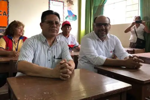 El ministro de Educación, Daniel Alfaro, participó en la exposición del Indeci en la institución educativa San Julián de Motupe.