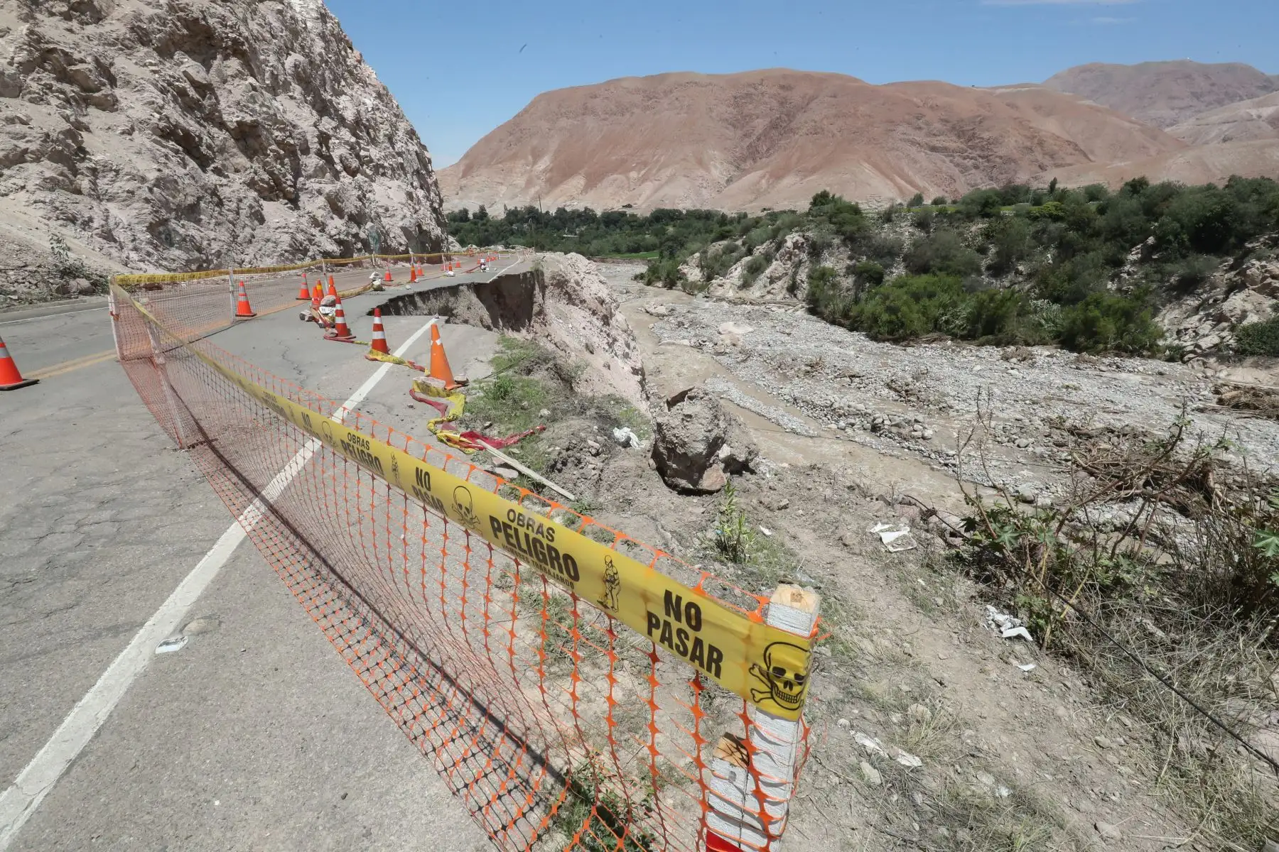 Situación de la carretera Binacional en el distrito de Torata, Moquegua luego del desborde del río del mismo nombre.

Foto: ANDINA/Juan Carlos Guzmán Negrini.