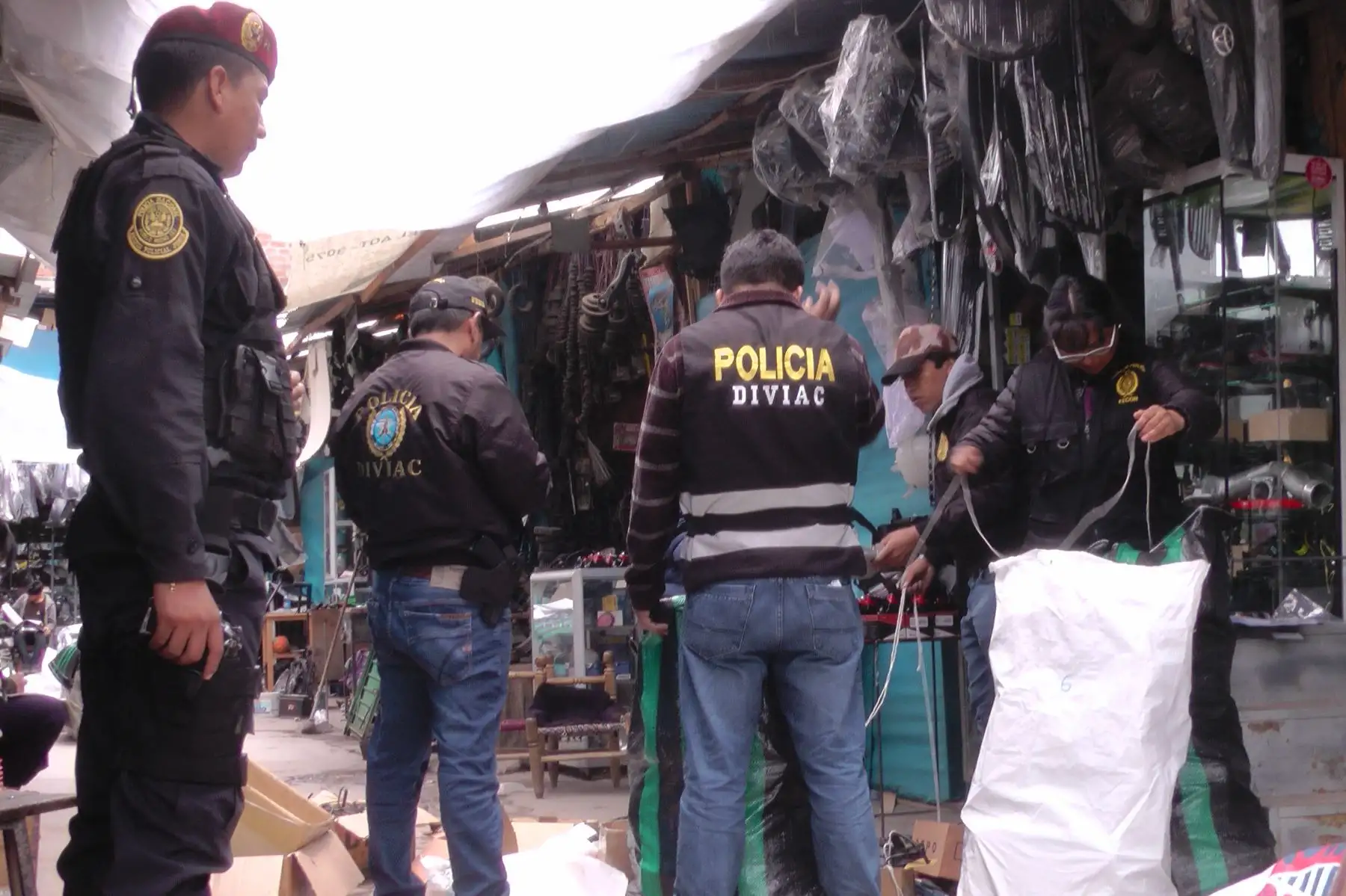 Detienen a dos policías por presunto vínculo con organización criminal "los Charlies del Centro". ANDINA/Pedro Tinoco