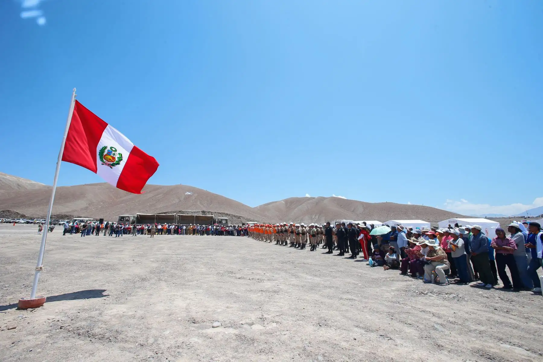 Damnificados de Mirave, Tacna, participan de la Jornada de Apoyo Solidario organizada por la 6ta Brigada del ejercito de Tacna. Foto: ANDINA/Nathalie Sayago