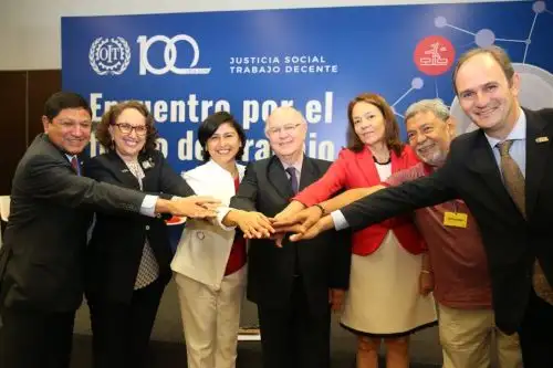 Ministra de Trabajo y Promoción del Empleo, Sylvia Cáceres, participó en evento de la OIT. Foto: Cortesía.