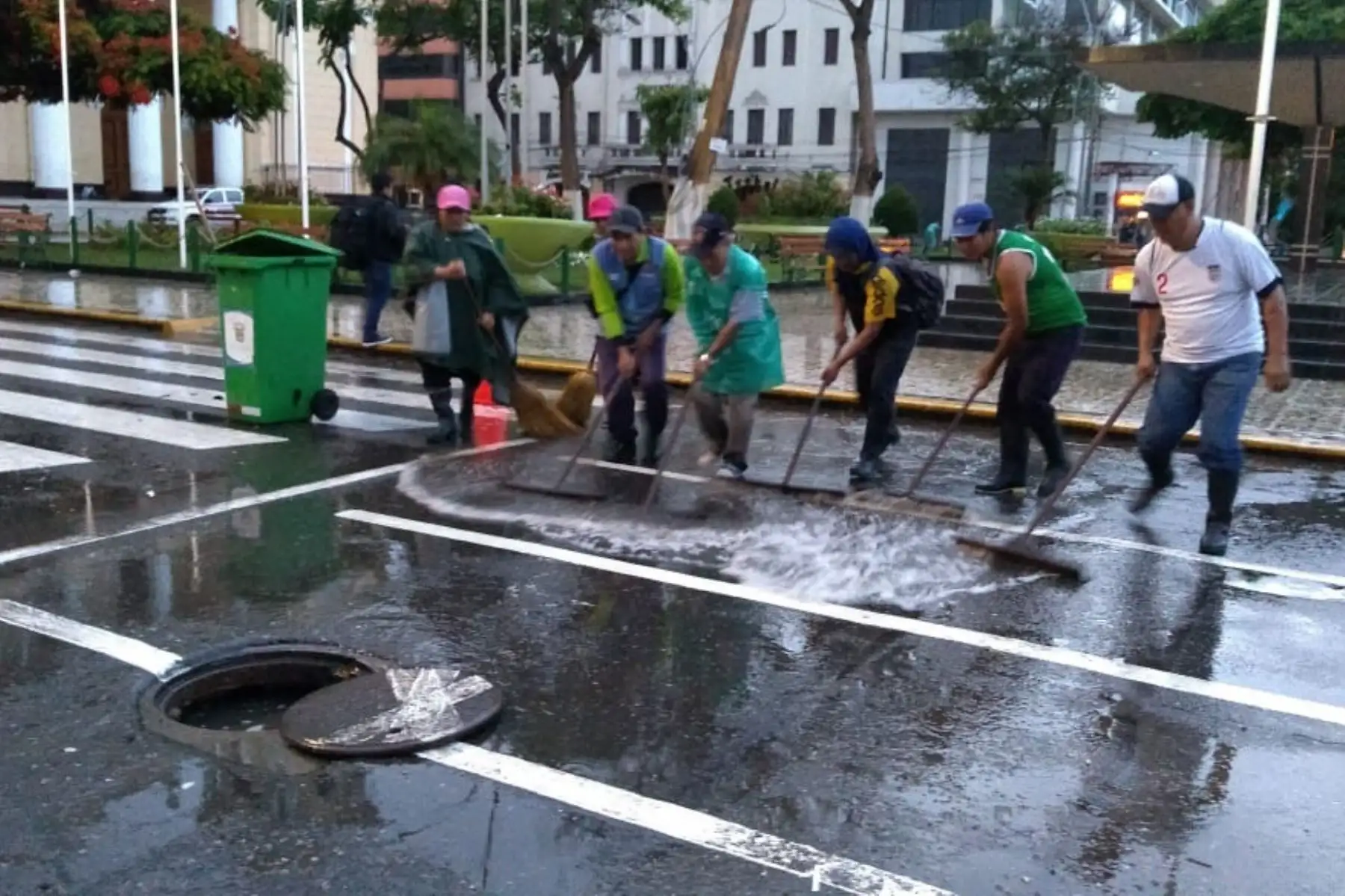 Chiclayo soportó una lluvia intensa durante esta madrugada. Foto: ANDINA/Difusión: Lucho Rodríguez.
