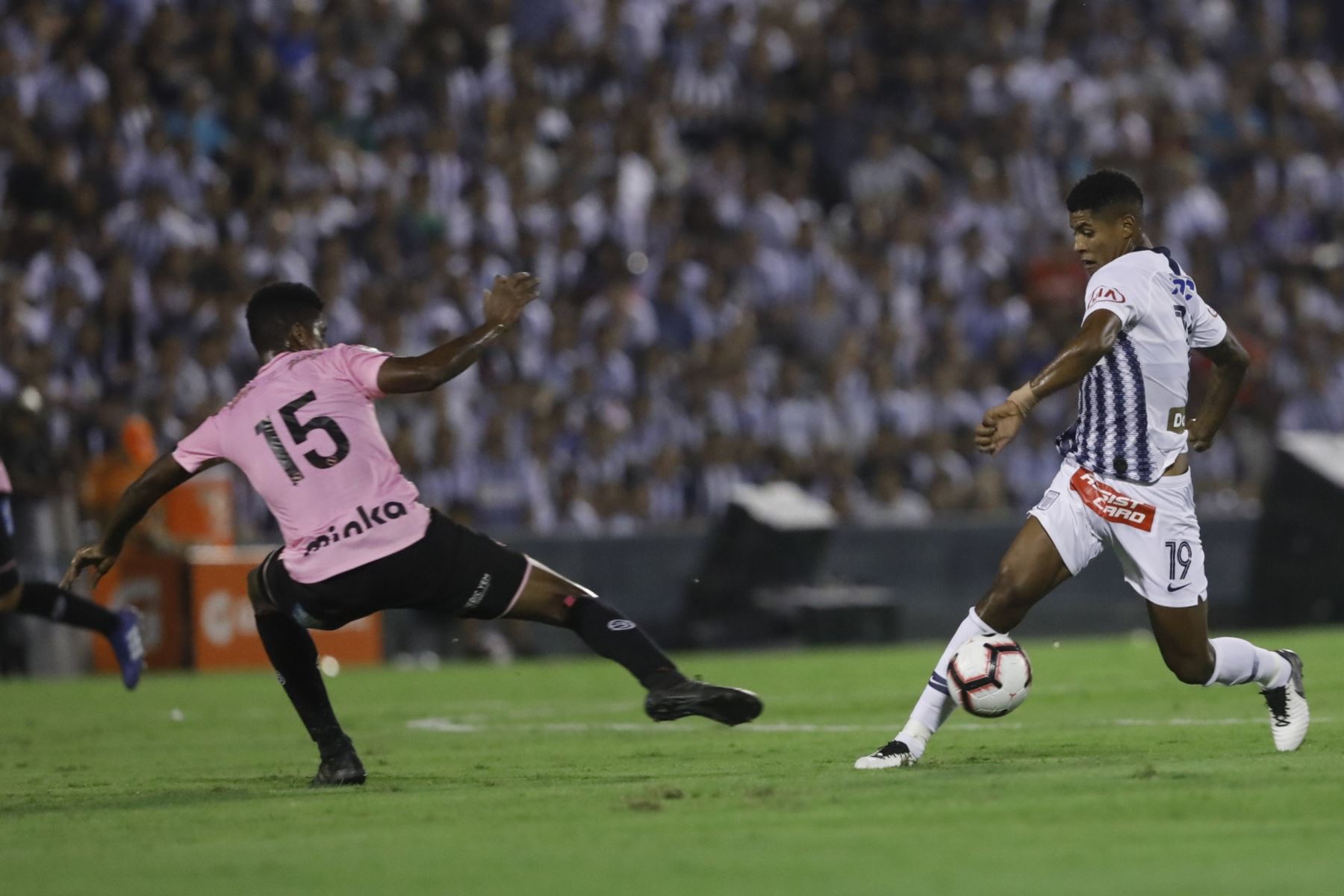 Alianza Lima, en el día de su aniversario, ganò 3-0 al Sport Boys del Callao en el inicio de la denominada Liga 1 del fútbol peruano.Foto: ANDINA/Internet