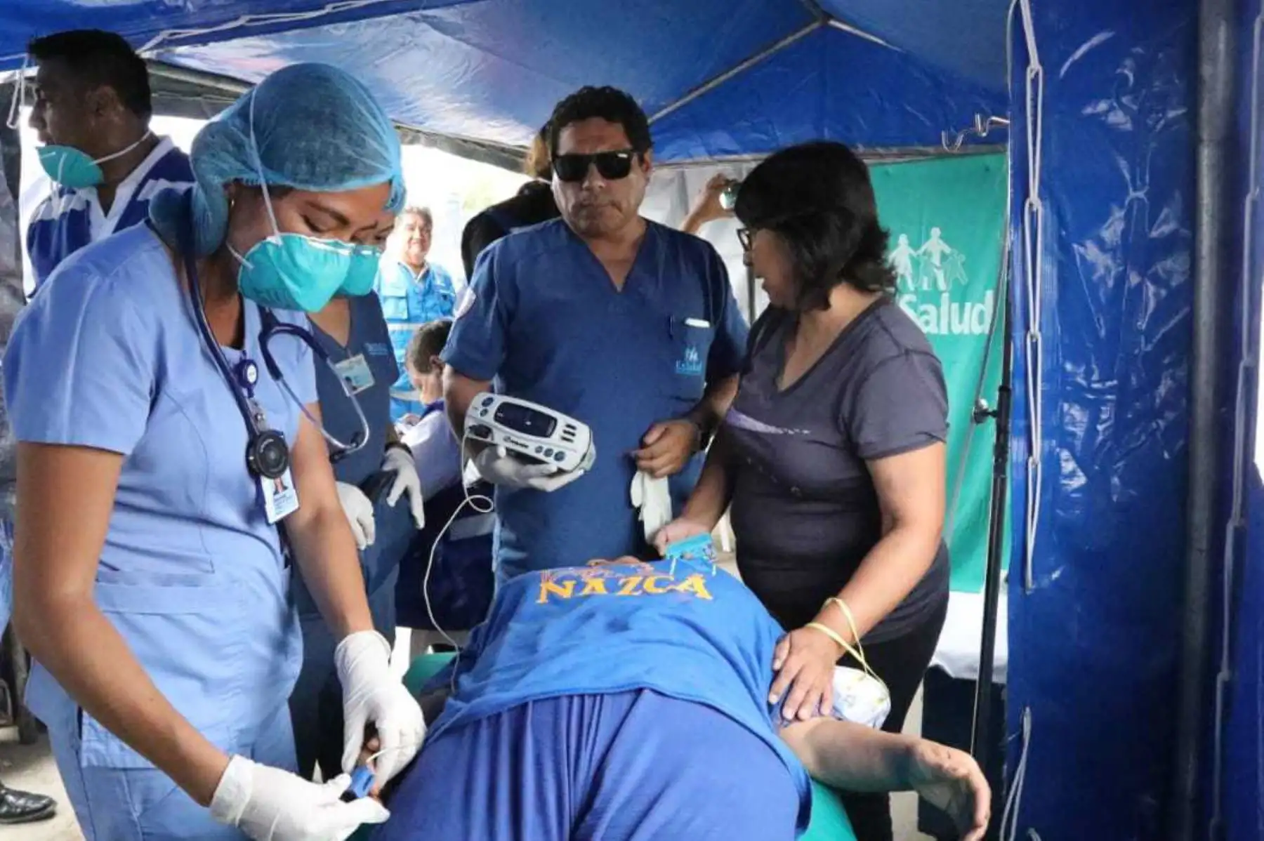 Más de 3,500 atenciones brindaron los profesionales asistenciales de EsSalud a los pobladores asegurados y no asegurados que se vieron afectados por las lluvias intensas en las regiones de Tacna, Moquegua, Piura y en la zona de Chosica. ANDINA/Difusión