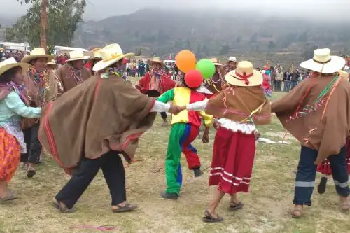 El Ministerio de Cultura declaró Patrimonio Cultural de la Nación al Carnaval de Puquina, que se celebra en la provincia de General Sánchez Cerro, departamento de Moquegua.