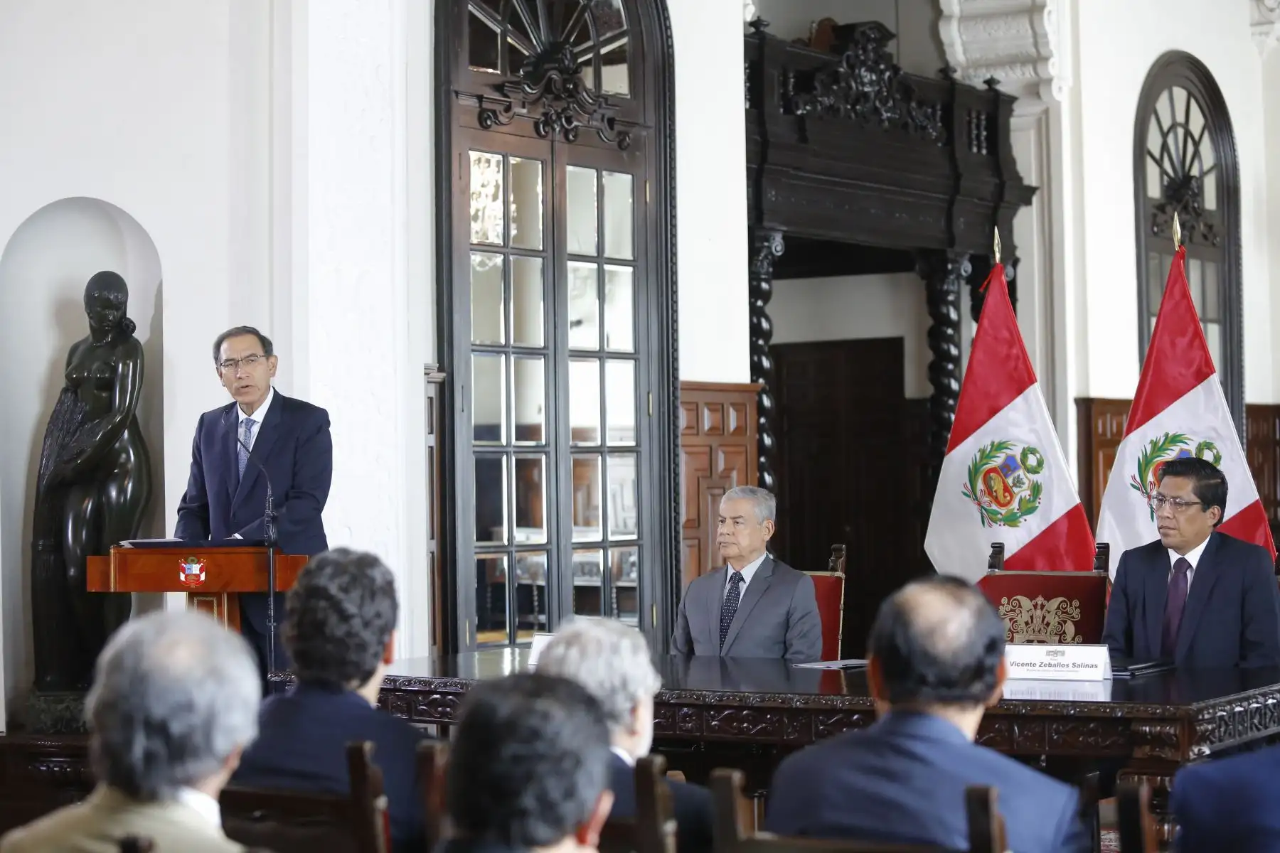 Presidente Martín Vizcarra promulga Ley Orgánica de la Junta Nacional de Justicia. Foto: ANDINA/Prensa Presidencia
