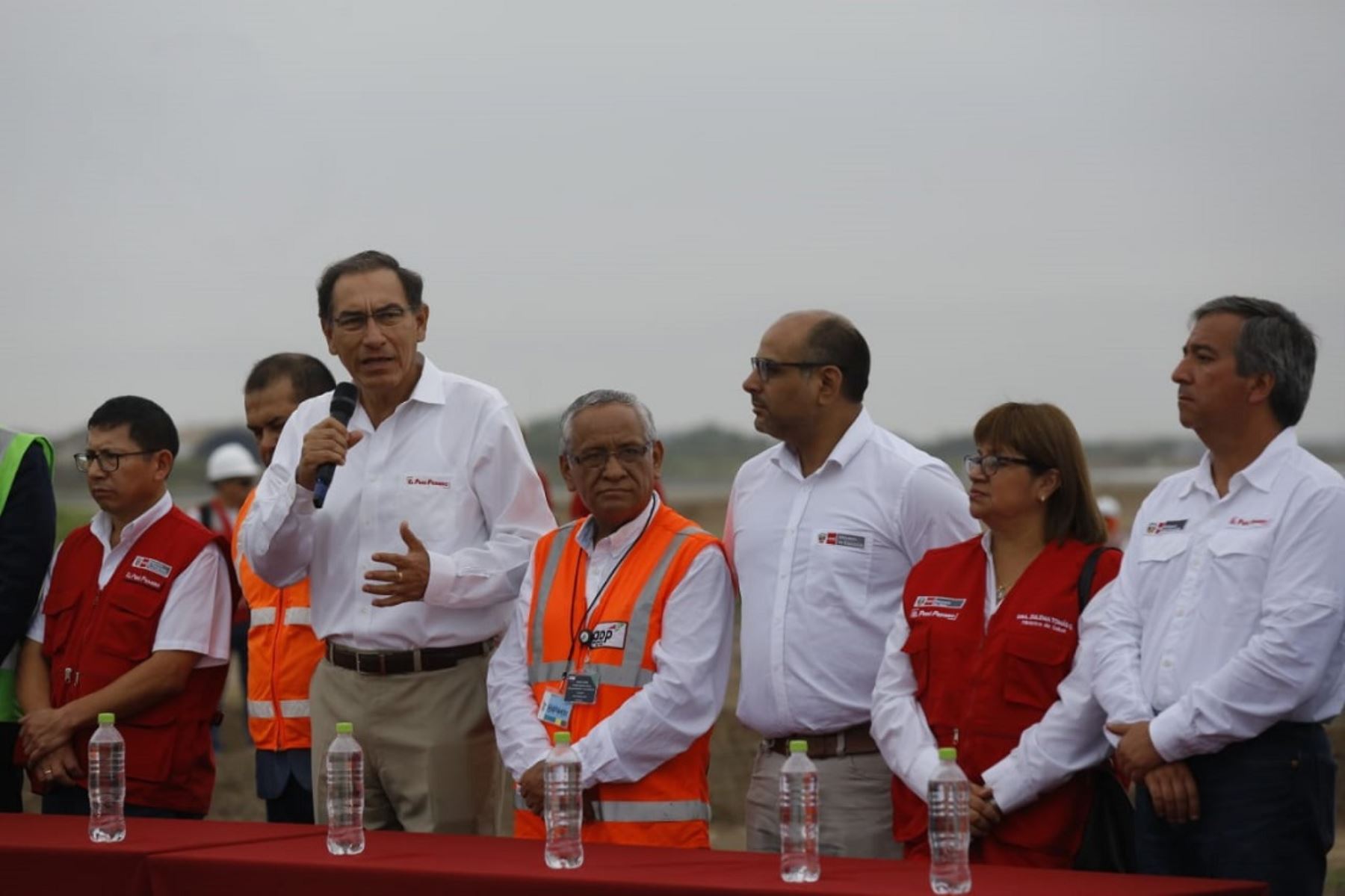 Presidente Martín Vizcarra dio inicio a las obras de modernización de aeropuerto de Chiclayo.