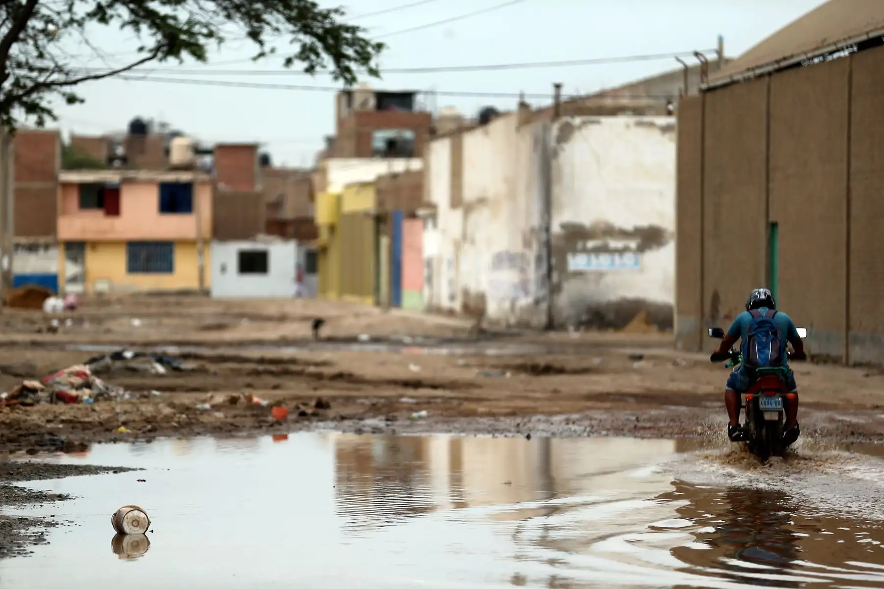 Lluvias en Chiclayo forman aniegos en la capital norteña. Foto: ANDINA/Luis Iparraguirre