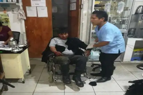 Los once heridos que dejó el despiste y vuelco del bus de la empresa "Bus Perú" en la vía Interoceánica Cusco-Madre de Dios, cuando trasladaba representantes del Ministerio Público y policías desde la ciudad del Cusco a la localidad de Mazuco, serán evacuados en las próximas horas del centro de Salud de Quincemil –Cusco.