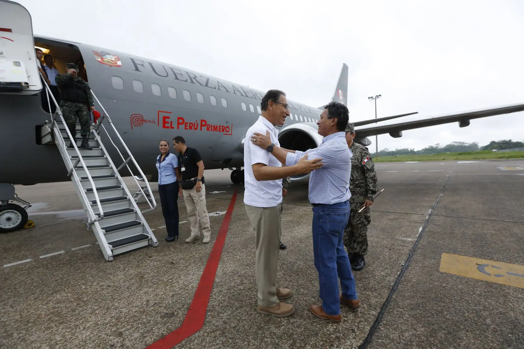 Presidente Martín Vizcarra inspeccionó I.E. Nº60957 Santa Ana de Muyuy R. Amazonas. Mandatario dispuso acciones para atender zona afectada por el desborde del río Amazonas. Foto: ANDINA/Prensa Presidencia