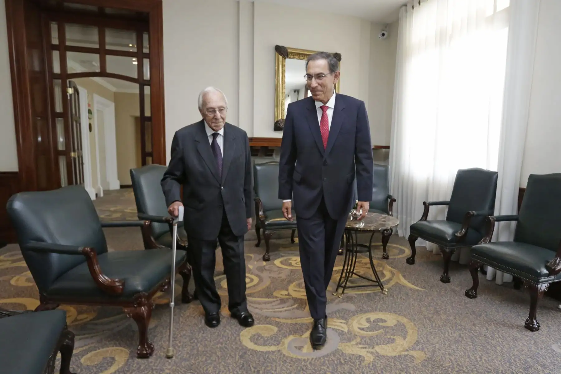 Presidente Martín Vizcarra participaò en ceremonia de homenaje a Luis Bedoya por sus 100 años de vida.Foto: ANDINA/Prensa Presidencia