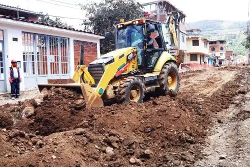 El Gobierno transfirió 200´456,393 millones a 109 municipios para ejecutar 335 obras de reconstrucción de infraestructura.