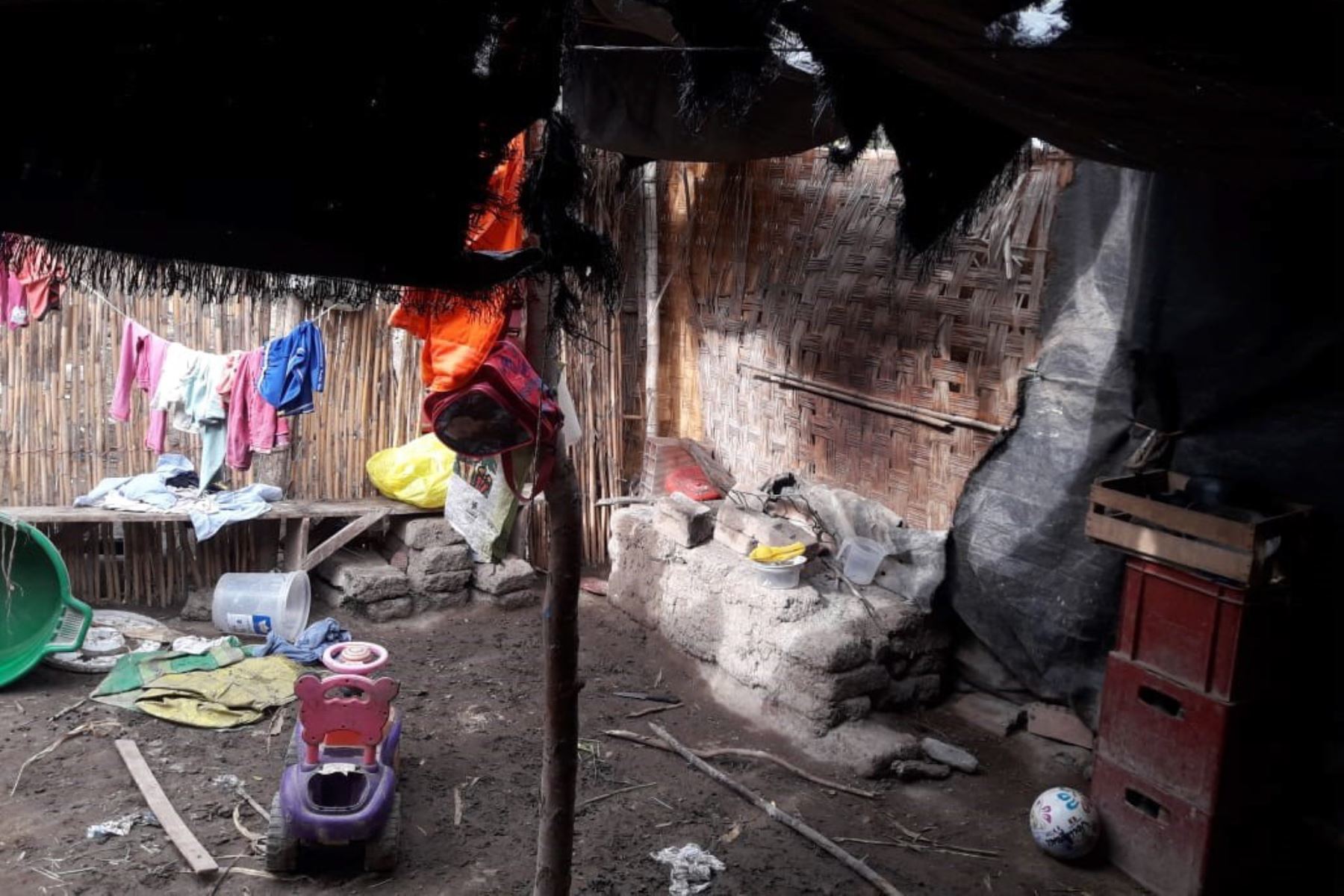 Cuatro viviendas rústicas colapsan en la provincia de Chiclayo por lluvias intensas. ANDINA