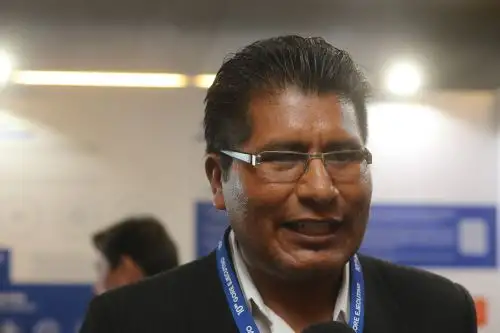 El gobernador regional de Puno, Walter Aduviri, deberá ir a prisión preventiva por incumplir normas de conducta, informó el Ministerio Público. Foto: ANDINA/Archivo/Juan Carlos Guzmán