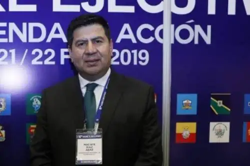 El gobernador regional de Huancavelica, Maciste Díaz, sostuvo hoy que durante su participación en el X Gore Ejecutivo gestiona una serie de proyectos de infraestructura vial, considerados fundamentales para fortalecer la integración departamental y potenciar el turismo.