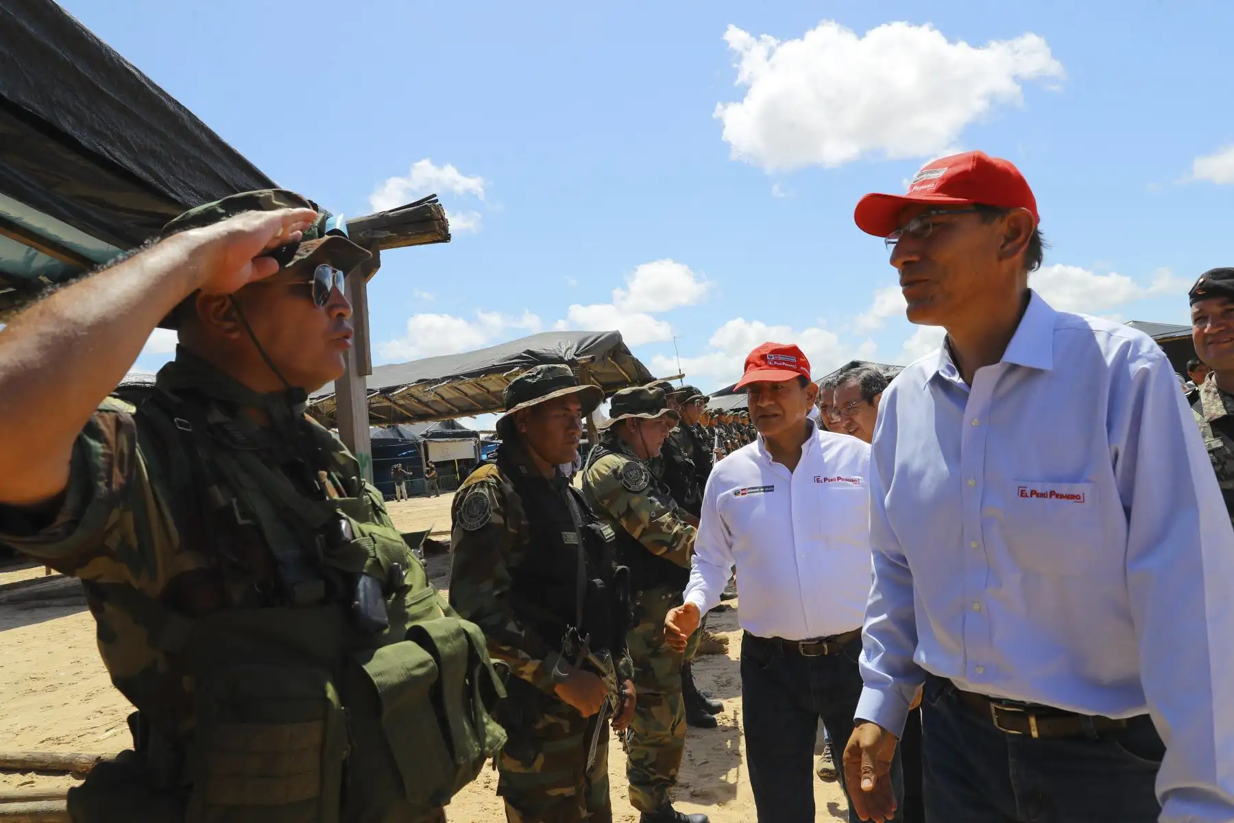 Presidente Vizcarra supervisò las acciones que se realizaron en la Operación Mercurio 2019 contra la minería ilegal en La Pampa, provincia de Tambopata (Madre de Dios).Foto: ANDINA/Prensa Presidencia