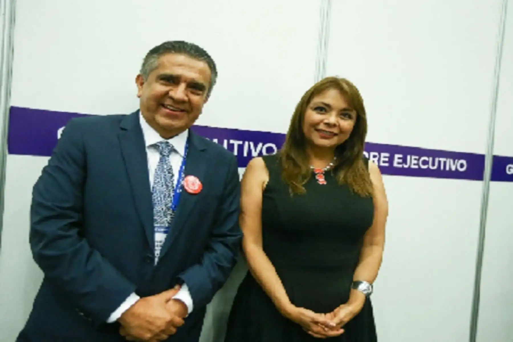 El Gobierno Regional de La Libertad implementará un proyecto piloto para el cuidado de niños con discapacidad, menores de tres años, que se encuentren en pobreza y en extrema pobreza, en el que participarían las madres cuidadoras del programa Cuna Más del Ministerio de Desarrollo e Inclusión Social (Midis).