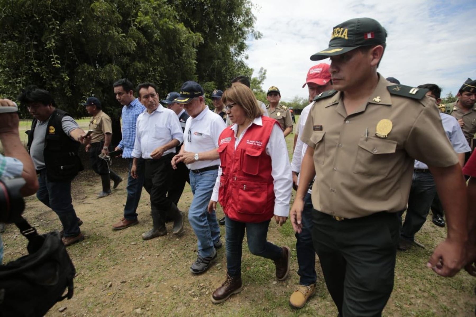 Presidente del Consejo de Ministros, César Villanueva, supervisa acciones ante incremento de lluvias en Piura.