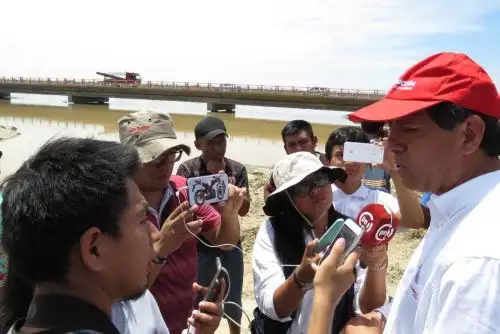 El director ejecutivo de la Autoridad para la Reconstrucción con Cambios (ARCC), Edgar Quispe Remón, afirmó que la implementación de las soluciones integrales es la respuesta definitiva para mitigar la vulnerabilidad en el río Piura, y expresó su confianza en que el gobierno regional tomará las mejores decisiones para que dichas soluciones se encaminen pronto.