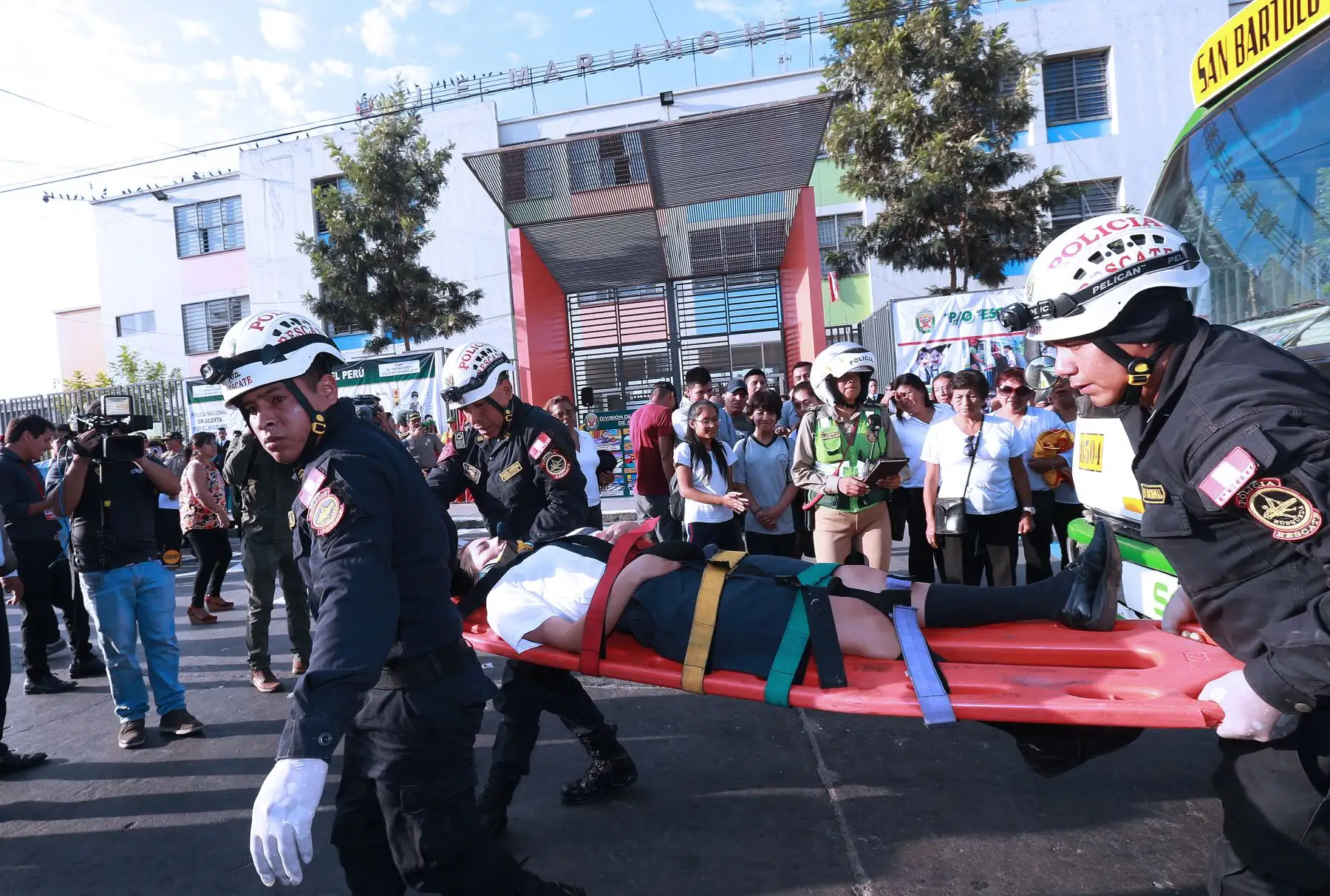 Plan de Operaciones Policiales “Escolar Seguro 2019”, el mismo que será ejecutado en todos los centros escolares del Perú, con la finalidad de garantizar la protección y seguridad a los estudiantes en este año académico. Foto: ANDINA/Norman Córdova