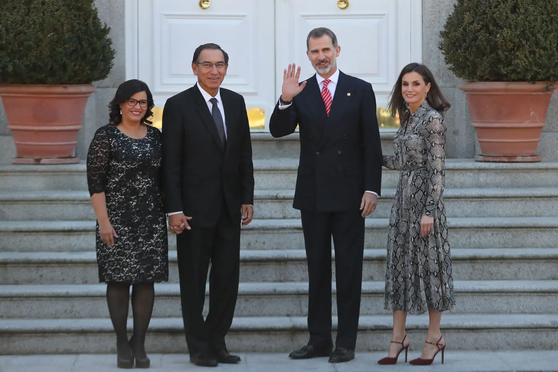 Los reyes Felipe VI y Letizia reciben al Presidente Vizcarra y a la Primera Dama, Maribel Días  Foto: ANDINA/Prensa Presidencia