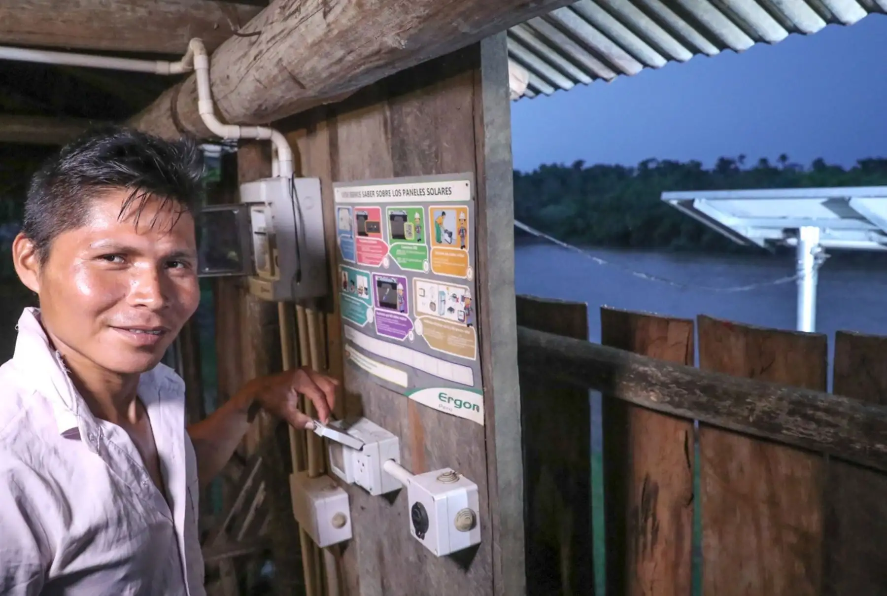 Electrificación rural en la selva. Foto: Cortesía.