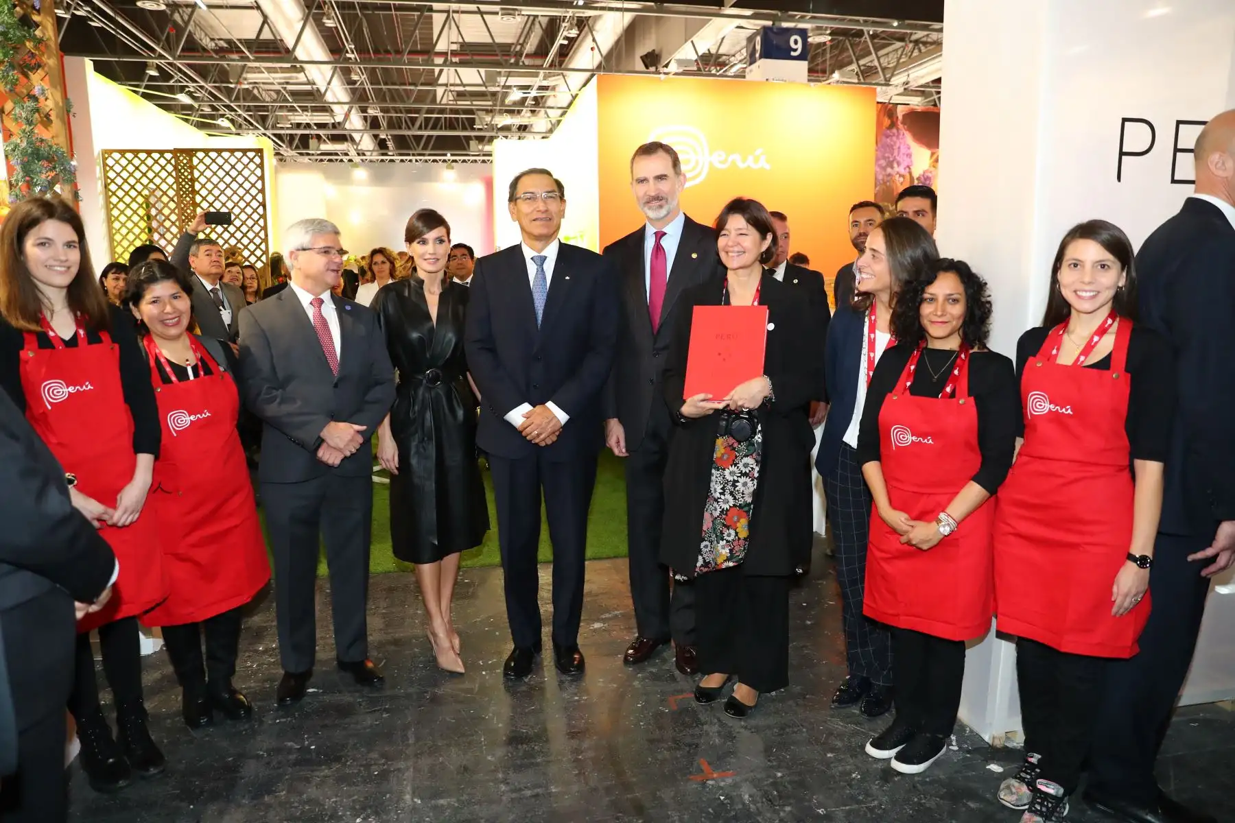 Presidente Martín Vizcarra en Visita de Estado a España. El jefe de Estado peruano también participó en la inauguración de la Feria de Arte Contemporáneo de Madrid, ARCOMadrid 2019, junto al Rey de España Felipe VI, que en su 38° edición tiene como invitado especial al Perú, a través del programa “Perú en ARCO”. Foto: ANDINA/Prensa Presidencia