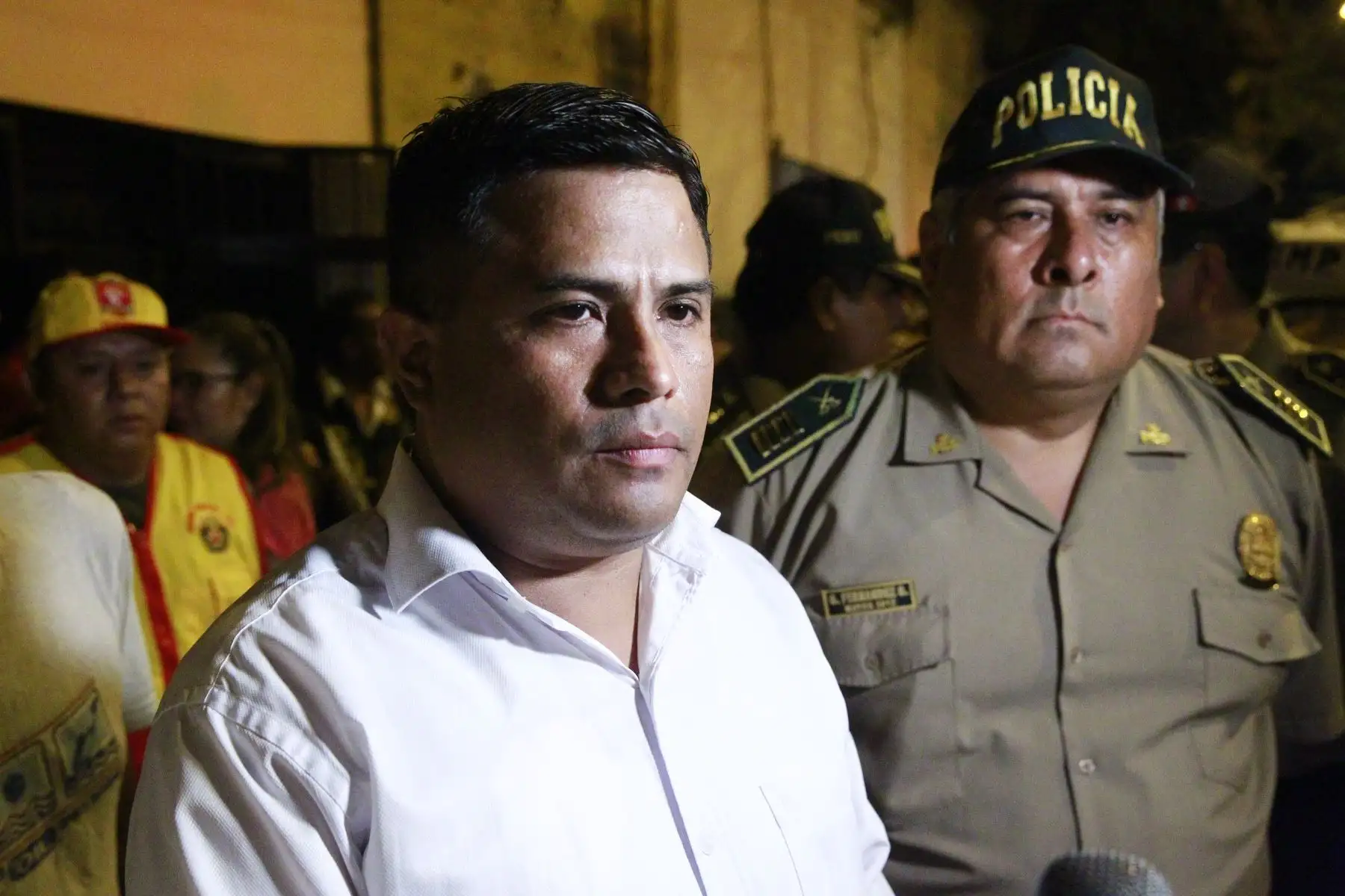 Alcalde del Rimac, Pedro Rosario y Policía Nacional realizan operativo en principales calles del distrito. Foto: ANDINA/Eddy Ramos