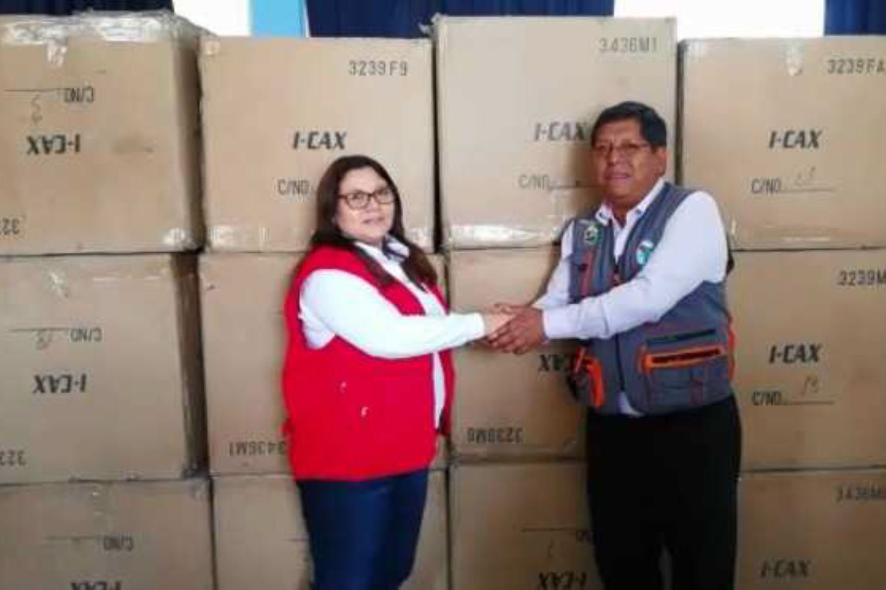 Apurímac: Mimp supervisa entrega de 2 toneladas de donaciones en ropa y calzado