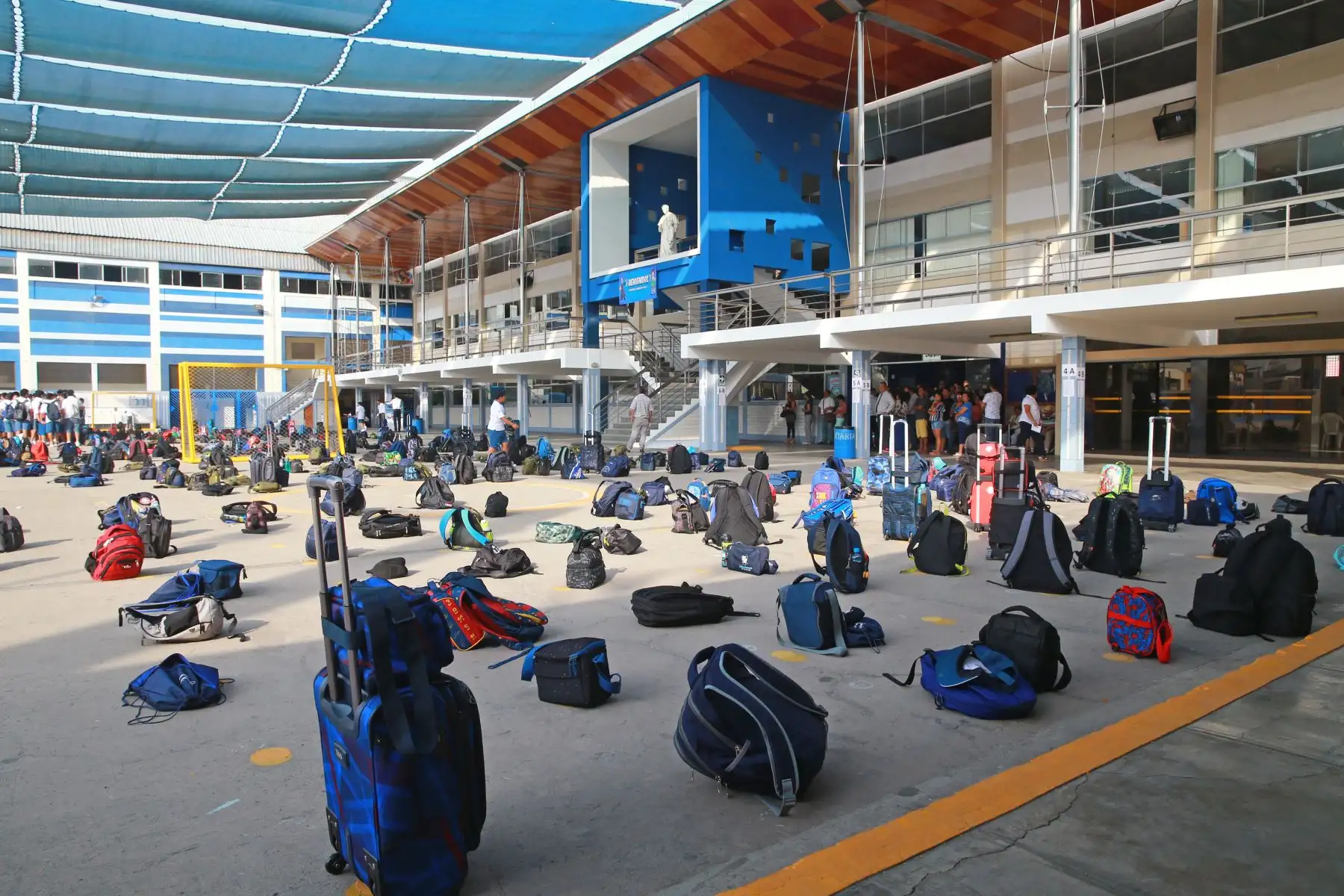 Miles de escolares de colegios privados de todo el país inician hoy el año escolar 2019, una semana antes de las instituciones educativas públicas. Foto: ANDINA/Vidal Tarqui