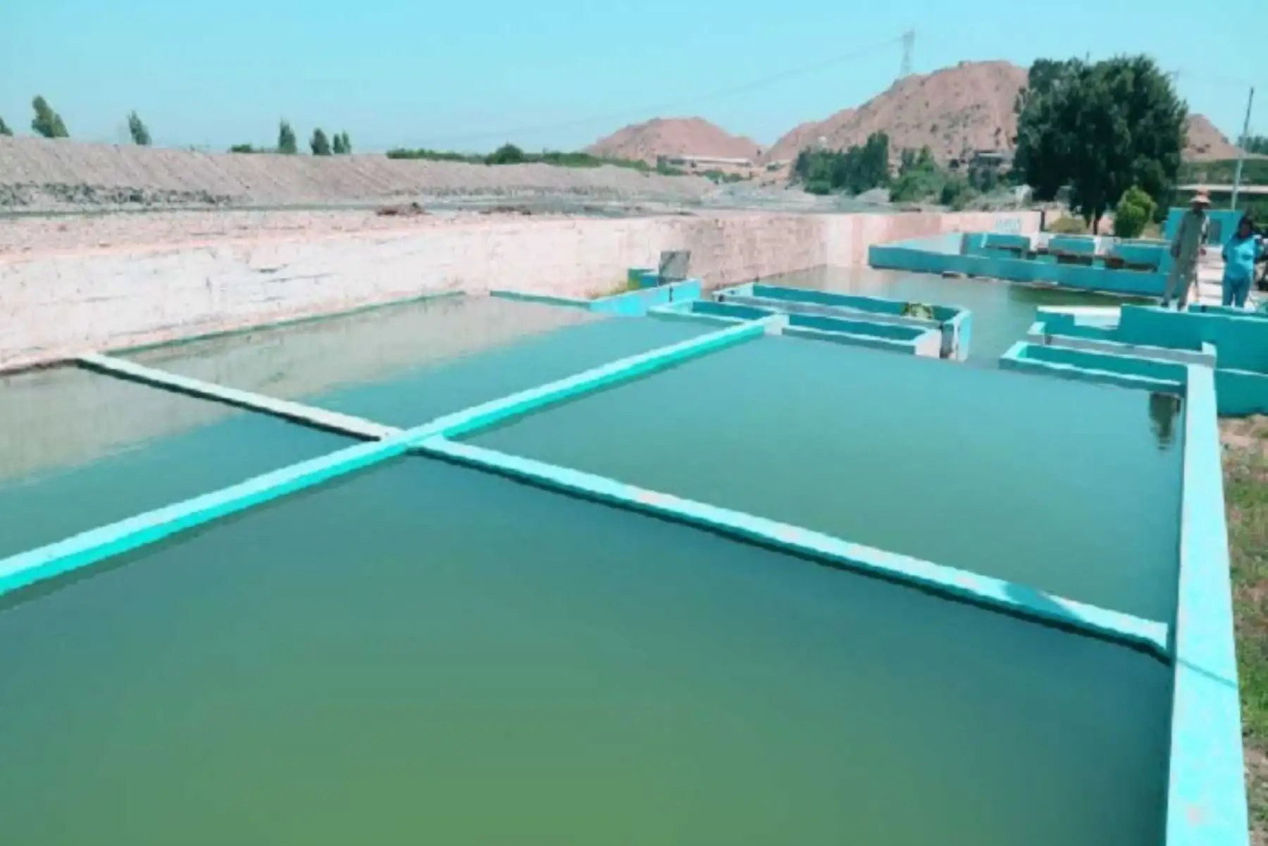 Después de 45 años de servicio, la planta de tratamiento de agua potable (PTAP) de Portachuelo, en la región Ica, será renovada y repotenciada por primera vez, a favor de más de 25,000 usuarios del servicio de agua potable de Chincha, gracias a una inversión de S/ 5.9 millones que serán financiados por el Organismo Técnico de la Administración de los Servicios de Saneamiento (OTASS).