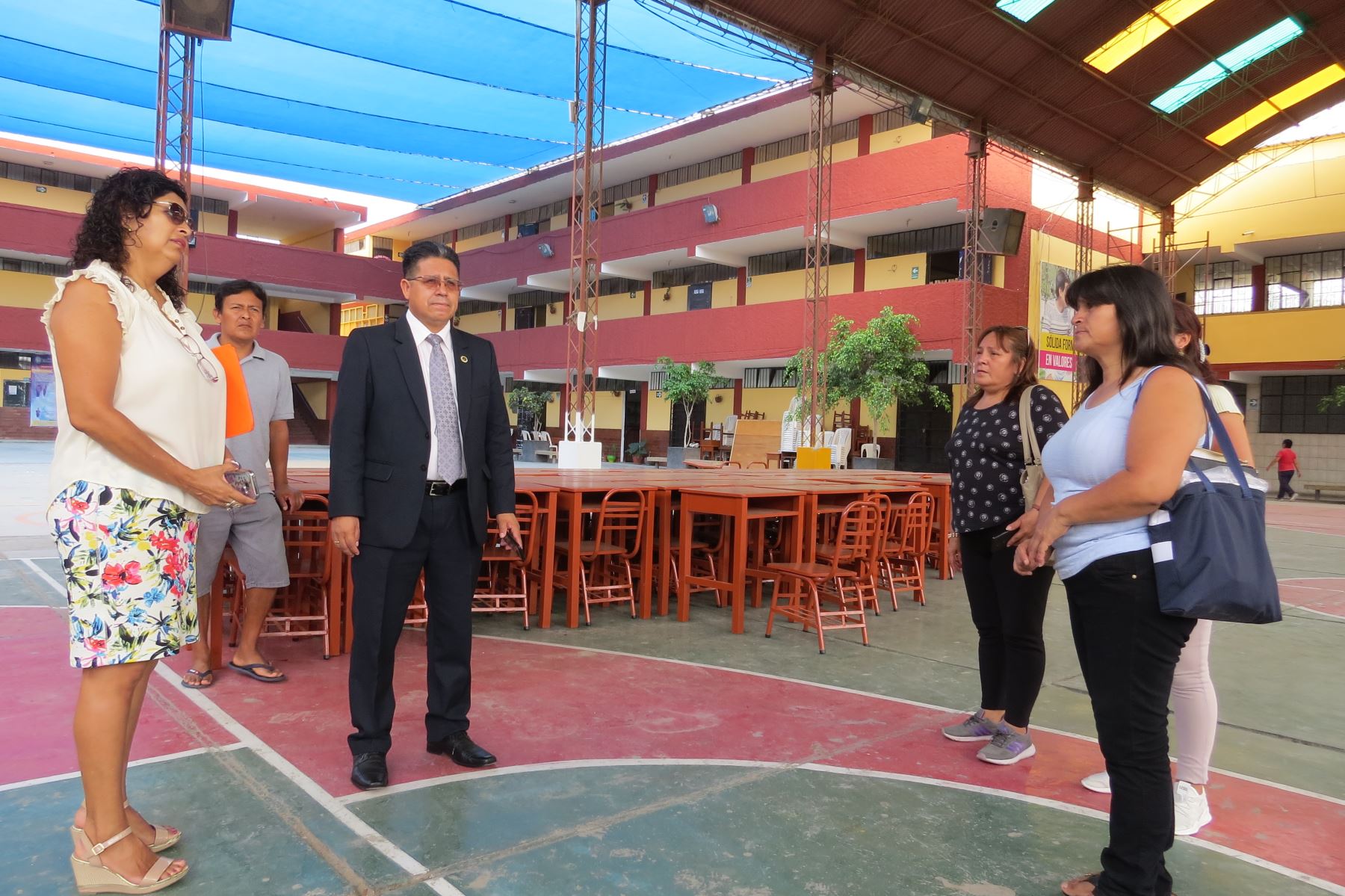 Autoridades de Educación de Lambayeque inspeccionan colegios de Chiclayo para el buen inicio del año escolar. ANDINA