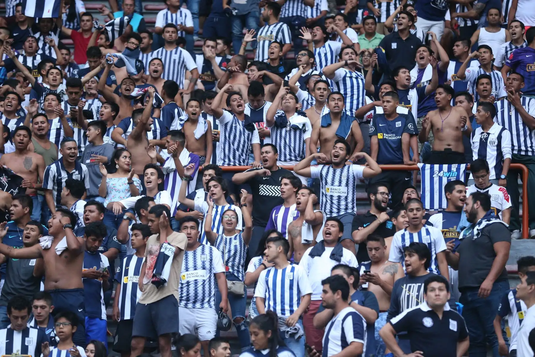 Alianza Lima igualó 1-1 a River Plate en el  primer partido de la fase de grupos de la Copa Libertadores. Foto: ANDINA/Jhony Laurente