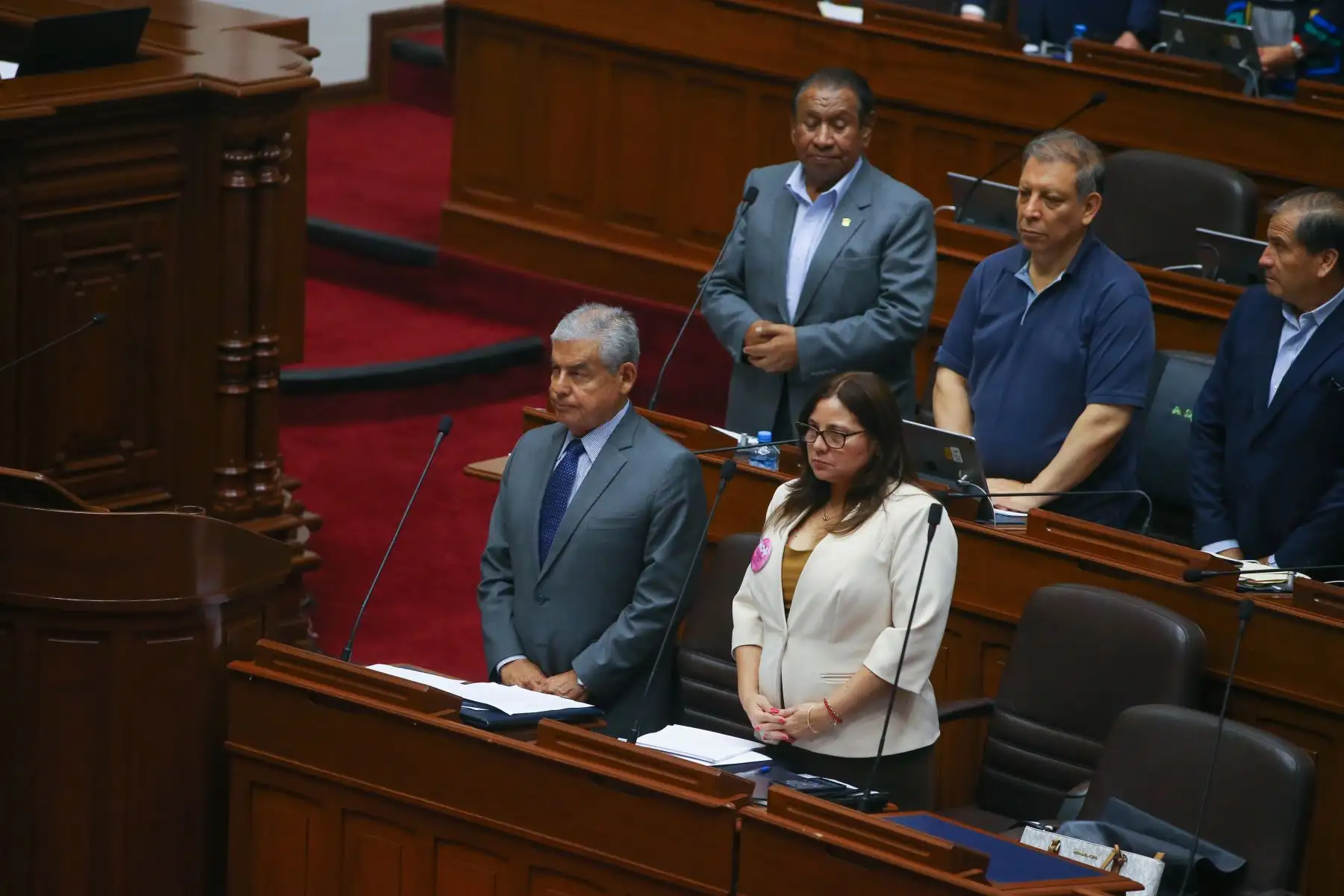 El titular de la Presidencia del Consejo de Ministros (PCM), César Villanueva, asiste a la sesión plenaria del Congreso para informar sobre los avances del cumplimiento de la Ley 28983, Ley de Igualdad de Oportunidades entre Mujeres y Hombres. Foto: ANDINA/ Vidal Tarqui