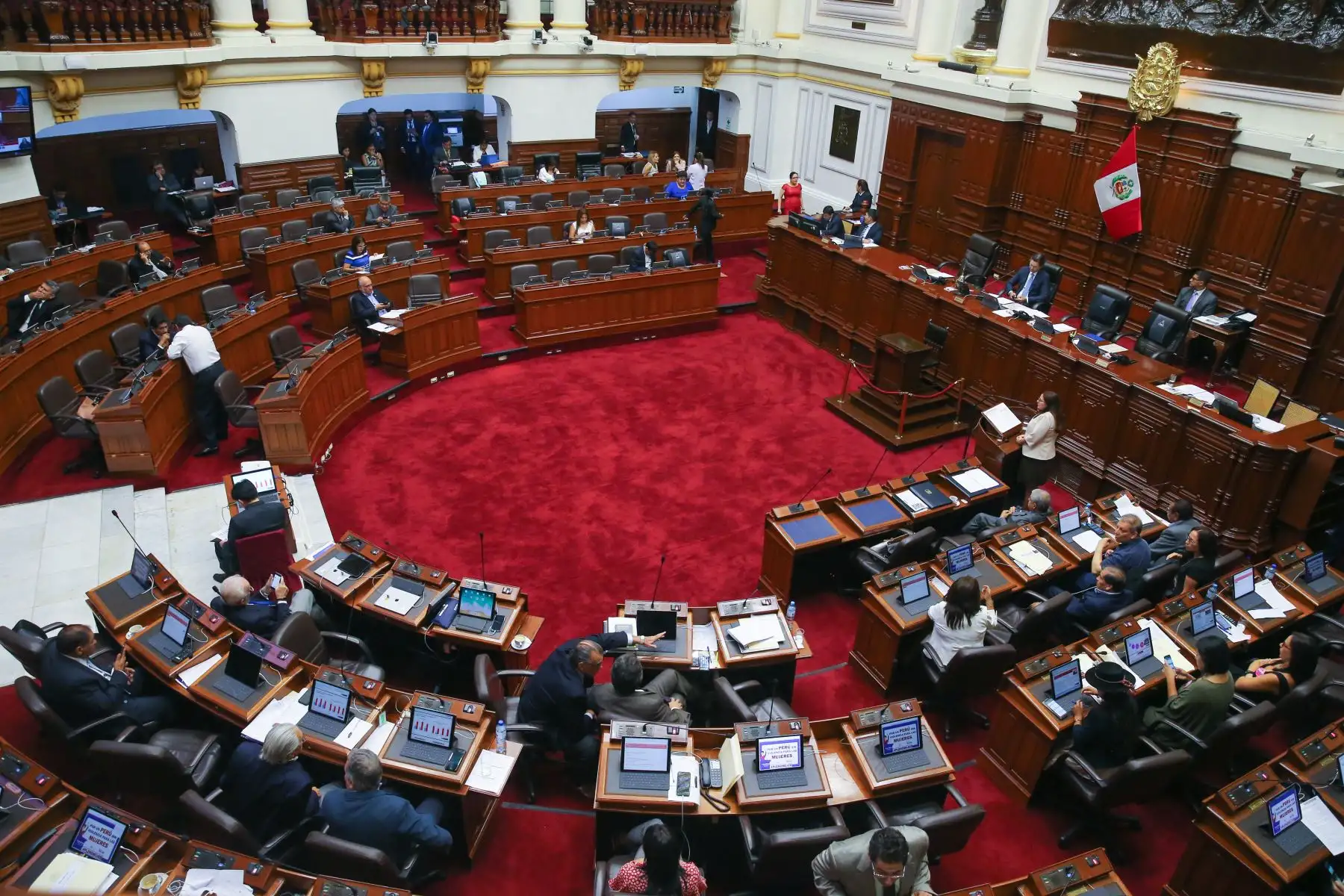 El titular de la Presidencia del Consejo de Ministros (PCM), César Villanueva, asiste a la sesión plenaria del Congreso para informar sobre los avances del cumplimiento de la Ley 28983, Ley de Igualdad de Oportunidades entre Mujeres y Hombres. Foto: ANDINA/ Vidal Tarqui