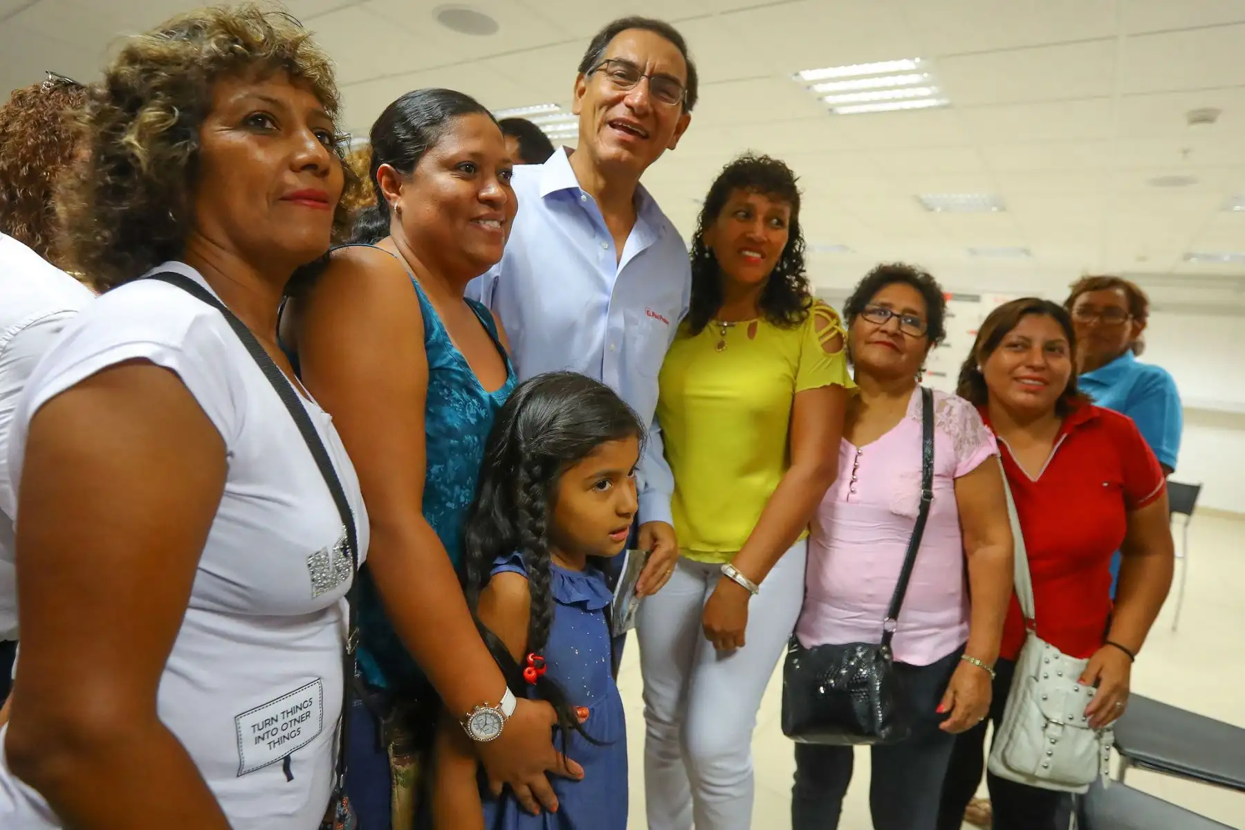 Mandatario sostiene encuentro con Mujeres Afrodescendientes de Ica. Foto: ANDINA/Prensa Presidencia
