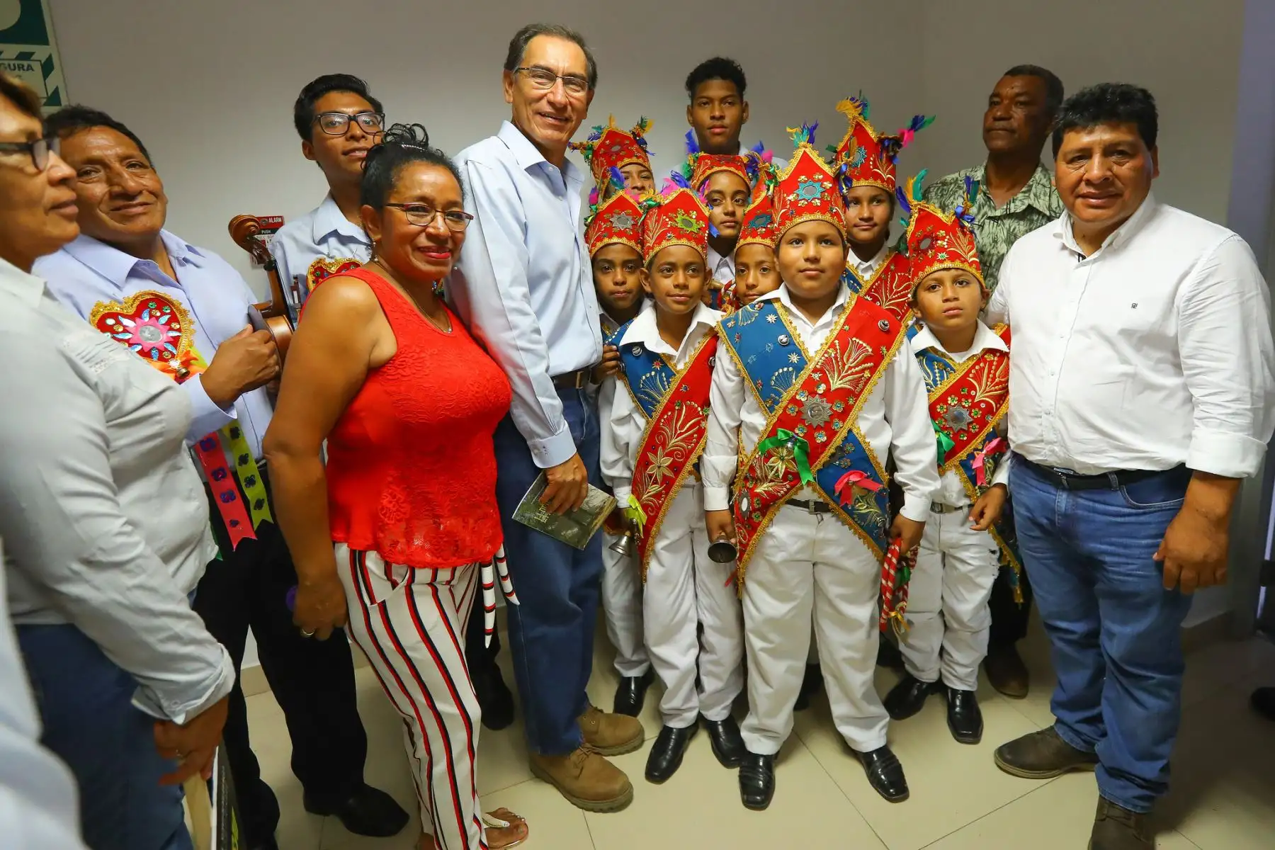 Mandatario sostiene encuentro con Mujeres Afrodescendientes de Ica. Foto: ANDINA/Prensa Presidencia