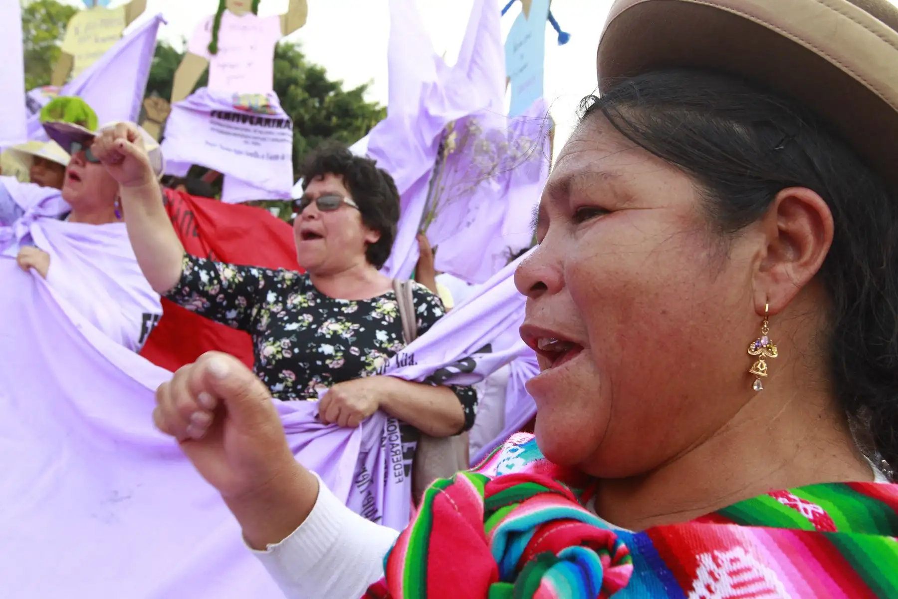 Marcha por el Día Internacional de la Mujer, bajo el lema “Todas x Justicia”, en el Centro de Lima. Foto: ANDINA/Eddy Ramos.