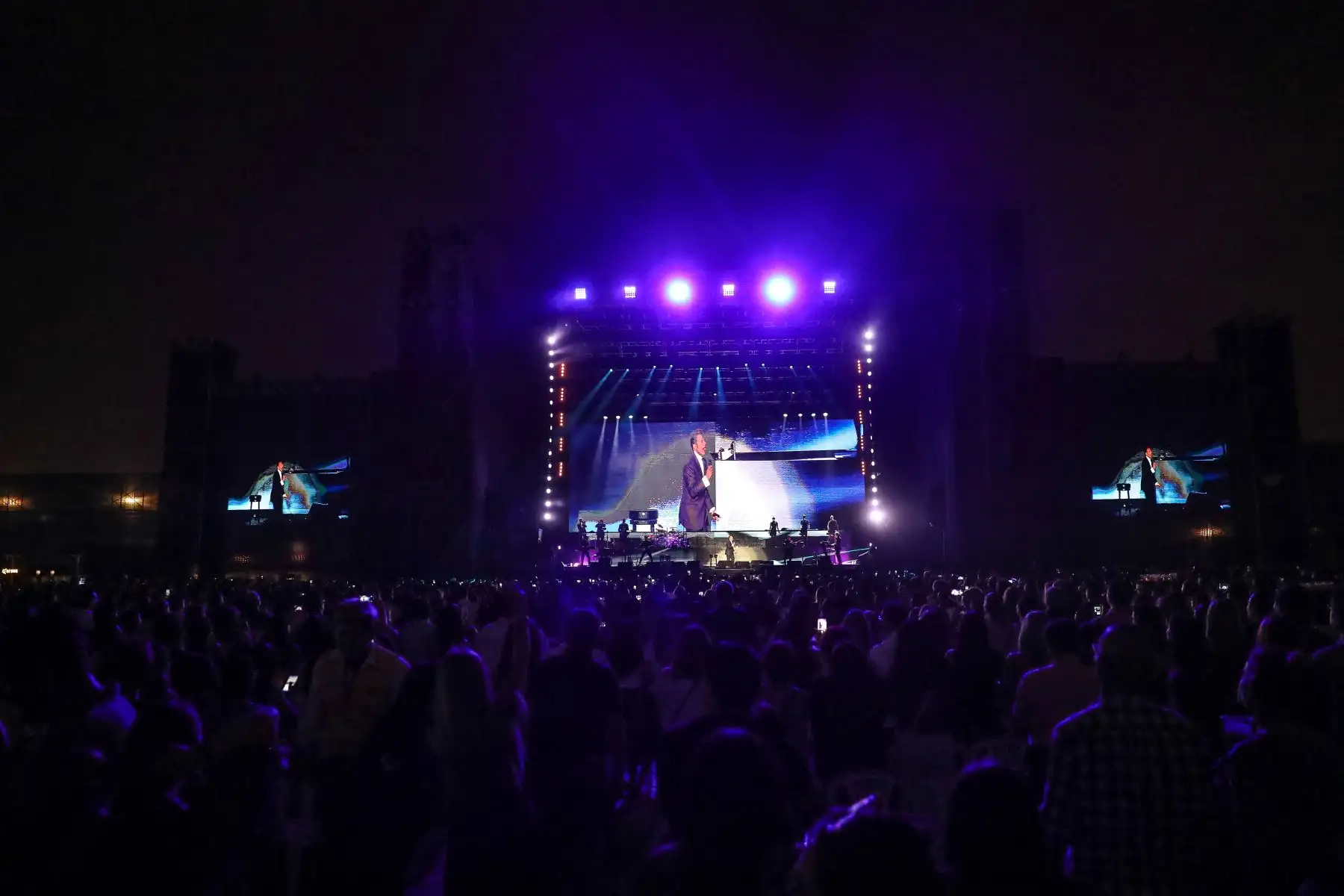 Luis Miguel se presenta en concierto en el Jockey Club. Foto: ANDINA/Andrés Valle