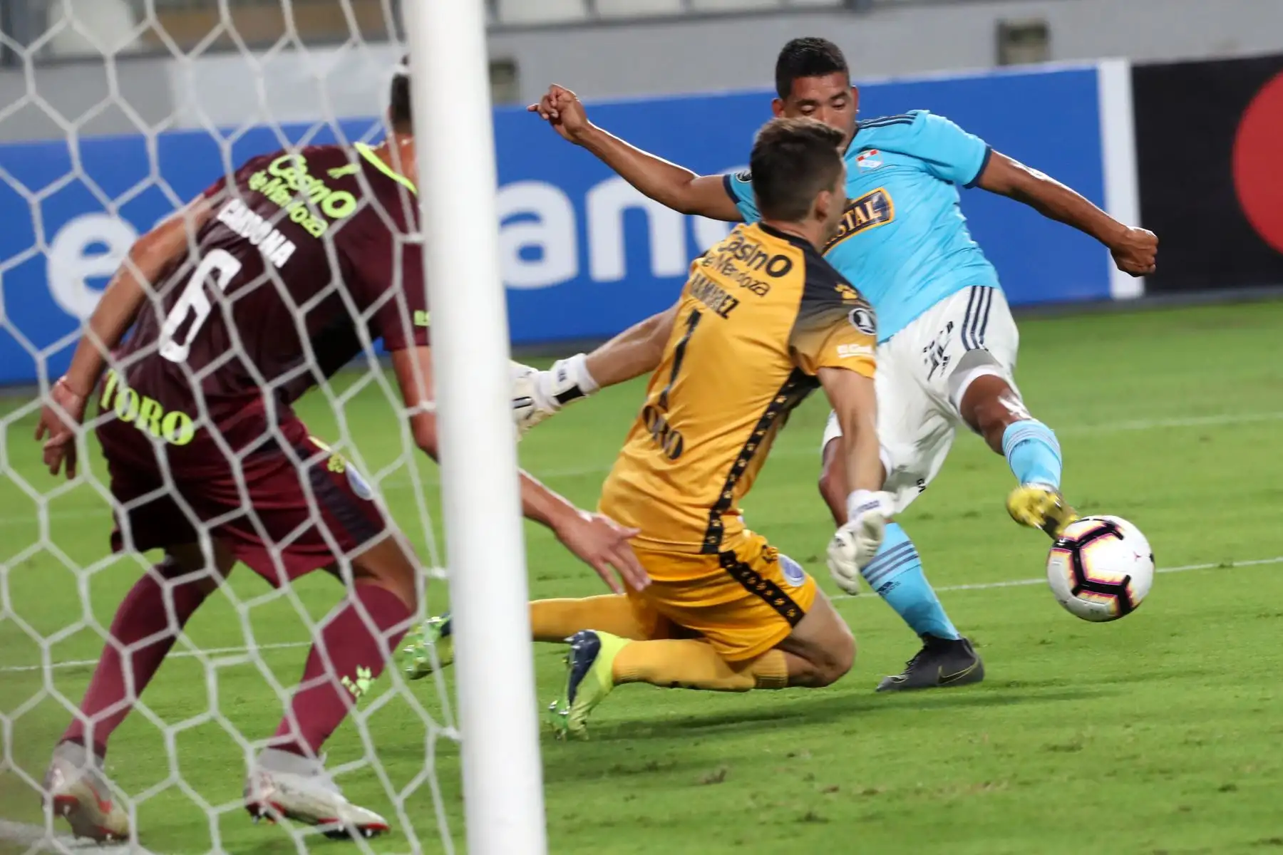 Sporting Cristal empata 1-1 con Godoy Cruz. Foto: ANDINA/Melina Mejía