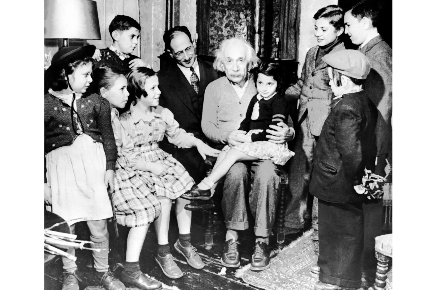 Imagen del físico de origen suizo-estadounidense Albert Einstein, en su 70 cumpleaños, 14 de marzo de 1949.Foto: AFP