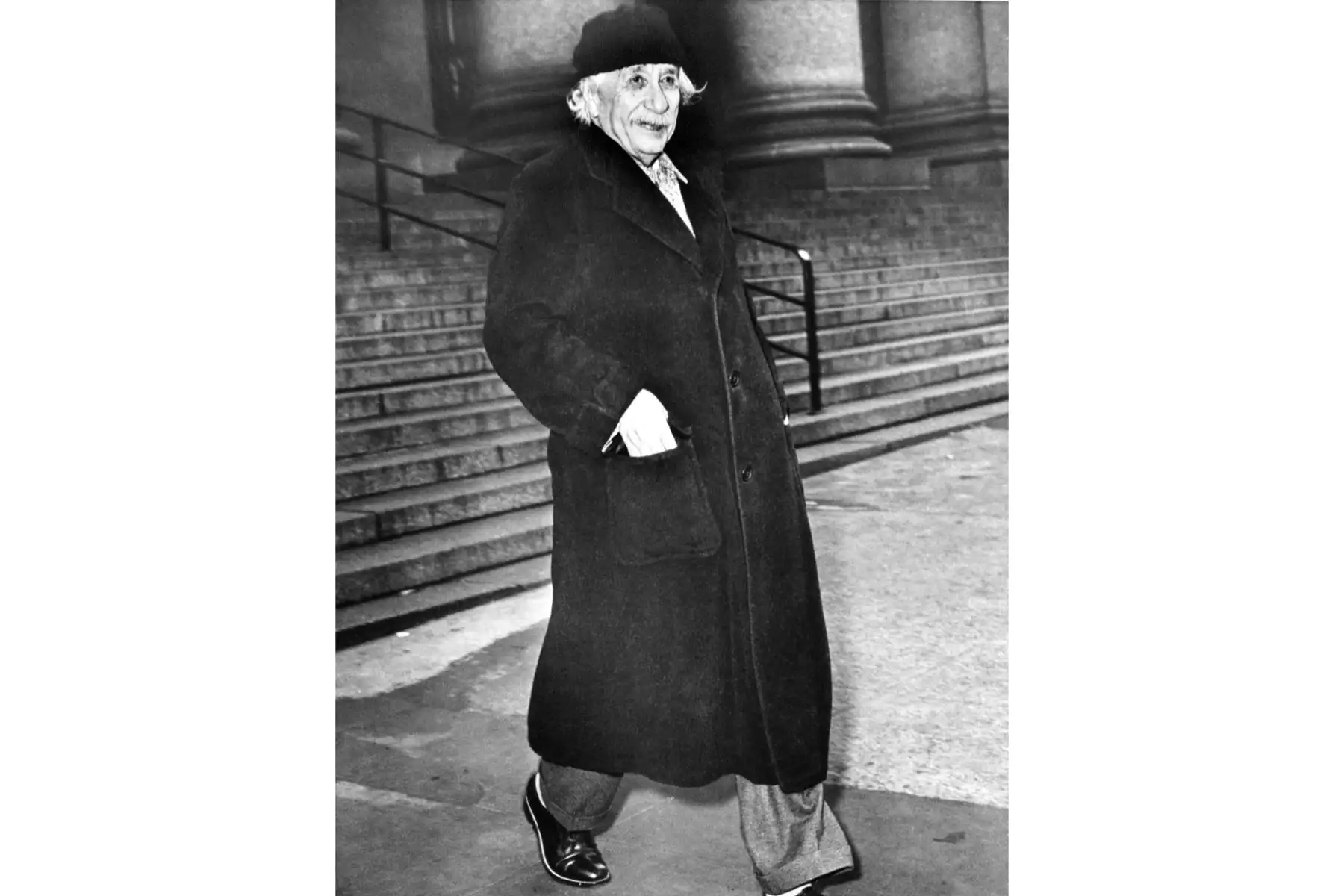 Retrato tomado en 1950 del físico de origen suizo-estadounidense Albert Einstein (1879-1955). Foto: AFP