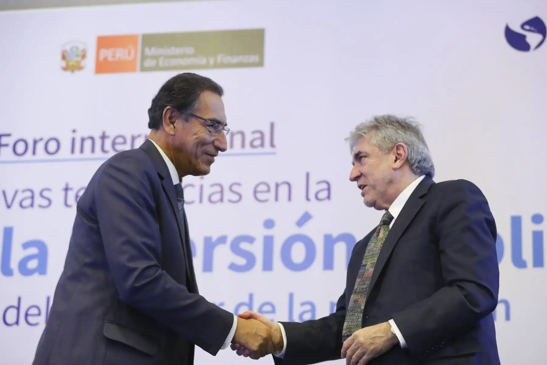 Mandatario inaugura  Seminario Internacional "Nuevas tendencias en la gestión de la inversión pública para la mejora del bienestar de la población". Foto: ANDINA/ Prensa Presidencia/ Andres Valle