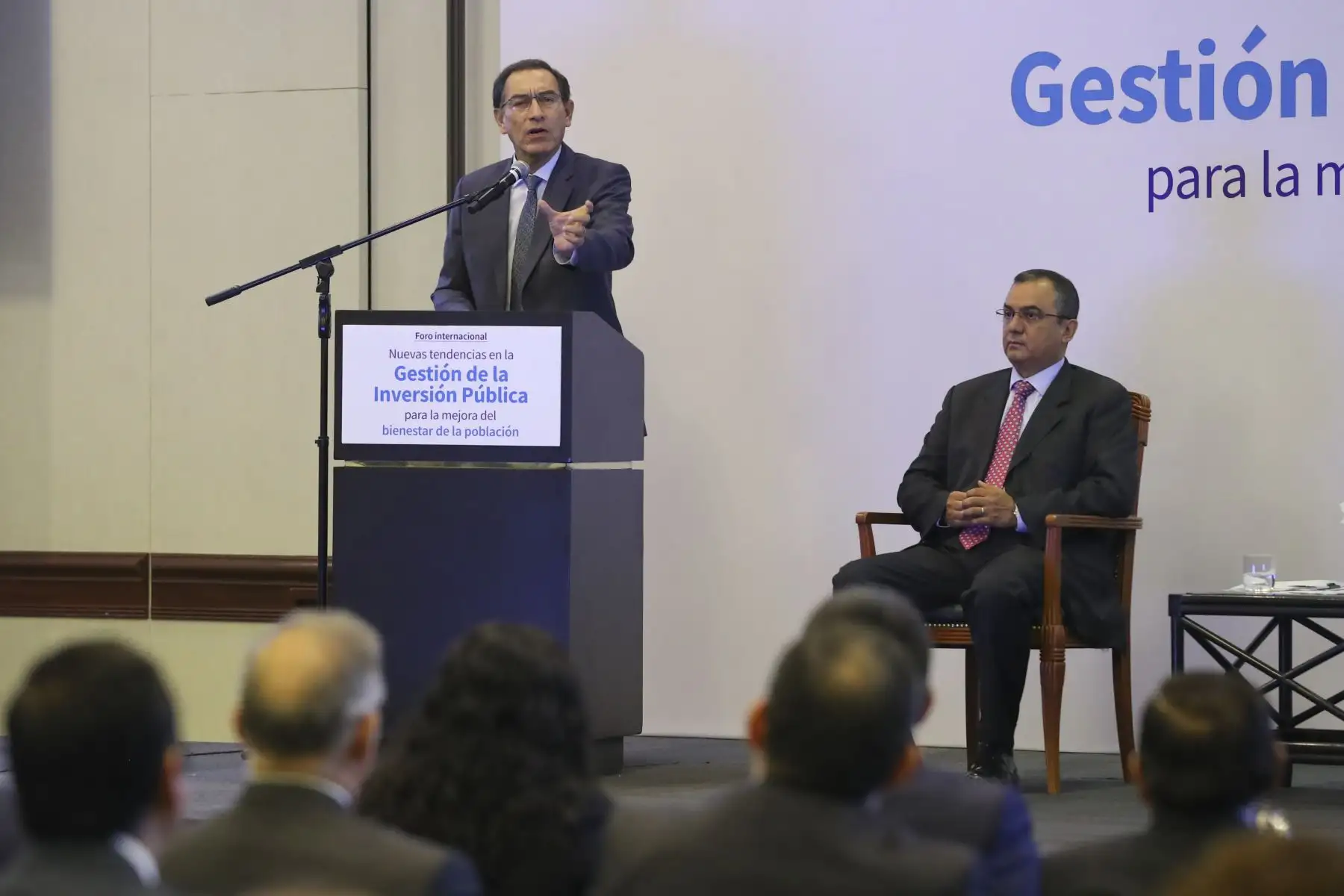 Mandatario inaugura  Seminario Internacional "Nuevas tendencias en la gestión de la inversión pública para la mejora del bienestar de la población". Foto: ANDINA/ Prensa Presidencia/ Andres Valle