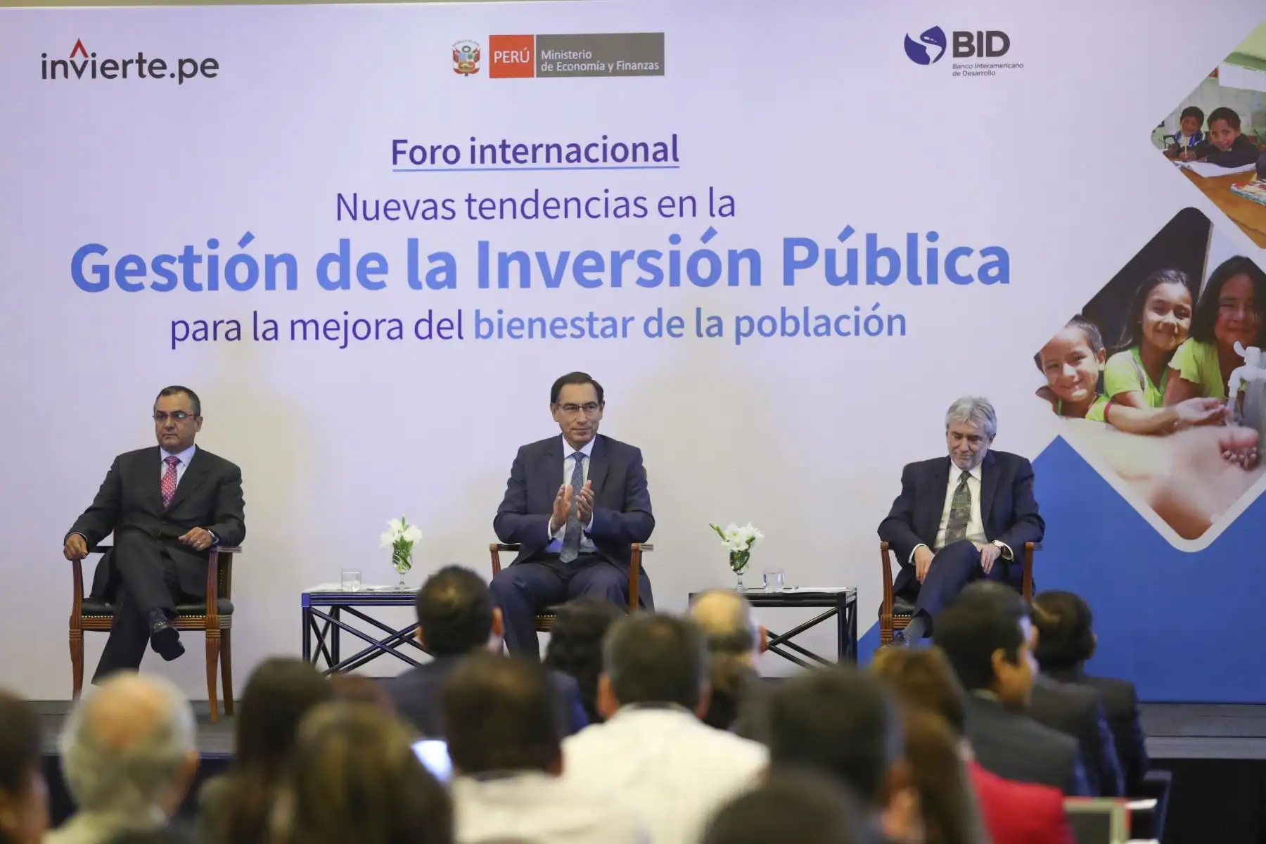Mandatario inaugura  Seminario Internacional "Nuevas tendencias en la gestión de la inversión pública para la mejora del bienestar de la población". Foto: ANDINA/ Prensa Presidencia/ Andres Valle