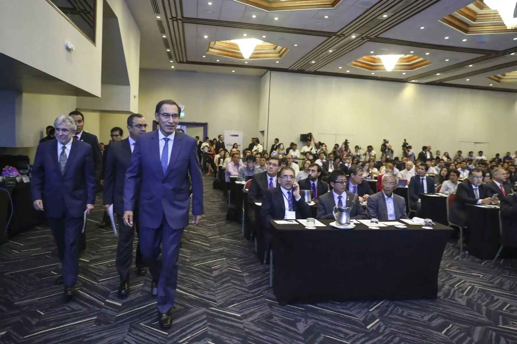 Mandatario inaugura  Seminario Internacional "Nuevas tendencias en la gestión de la inversión pública para la mejora del bienestar de la población". Foto: ANDINA/ Prensa Presidencia/ Andres Valle