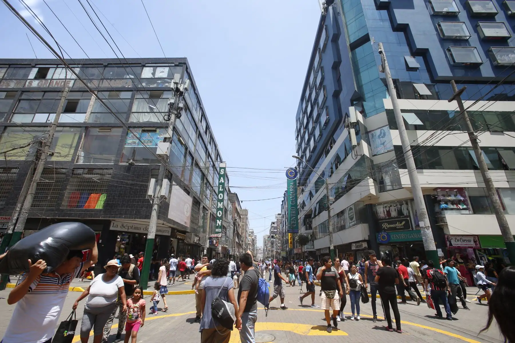Emporio comercial de Gamarra abre nuevamente después del cumplimiento de cierre por 72 horas. Foto: ANDINA/Nathalie Sayago