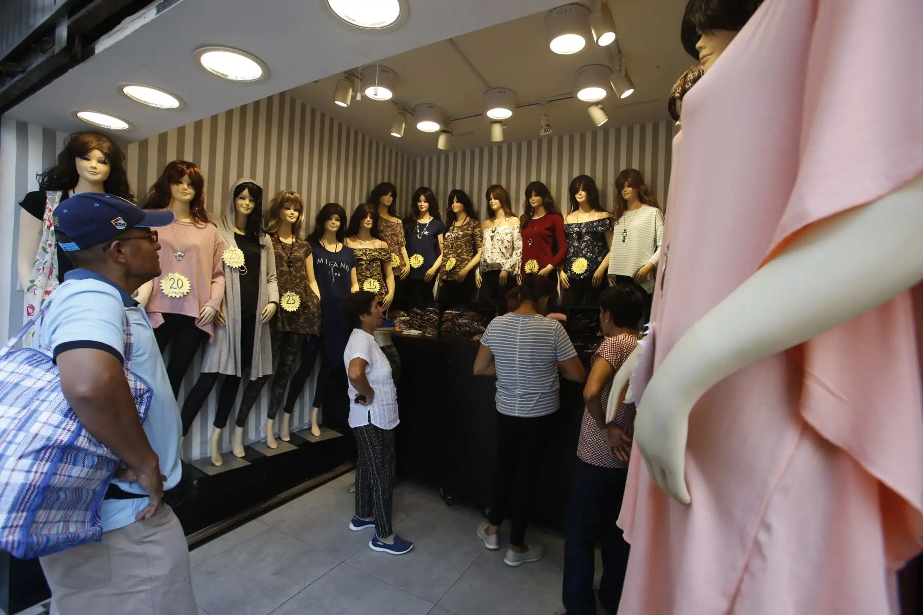 Emporio comercial de Gamarra abre nuevamente después del cumplimiento de cierre por 72 horas. Foto: ANDINA/Nathalie Sayago